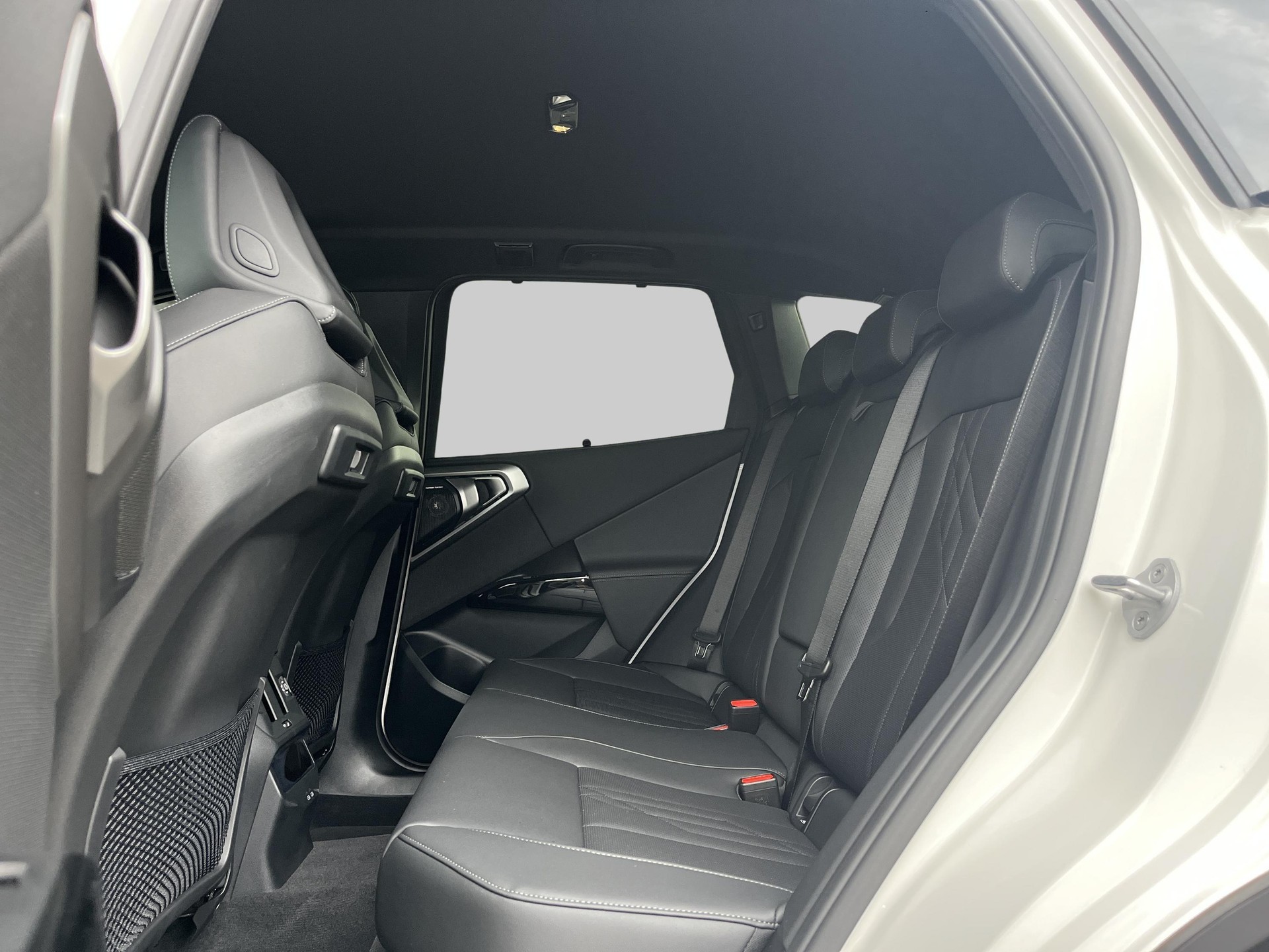 BMW X3 xDrive 20 M Sport-image-17