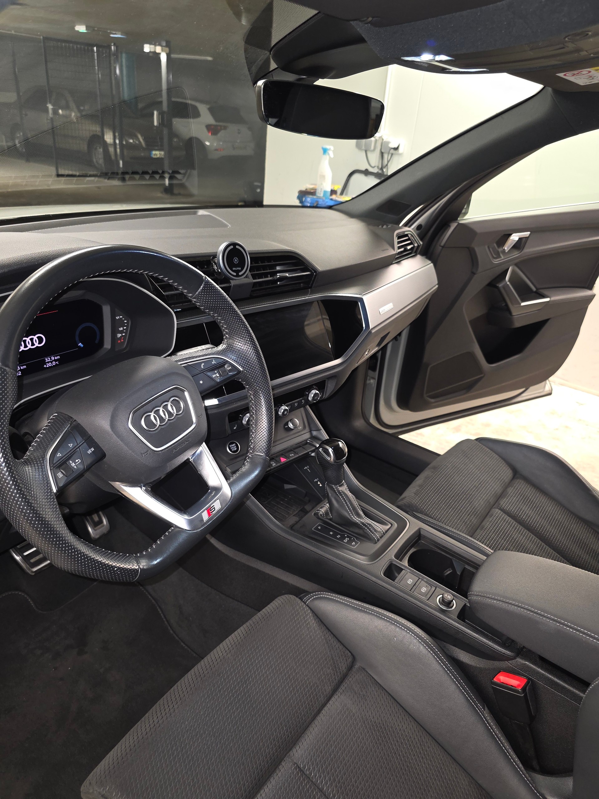AUDI 1.5 35 TFSI Attraction S-Tronic-image-1