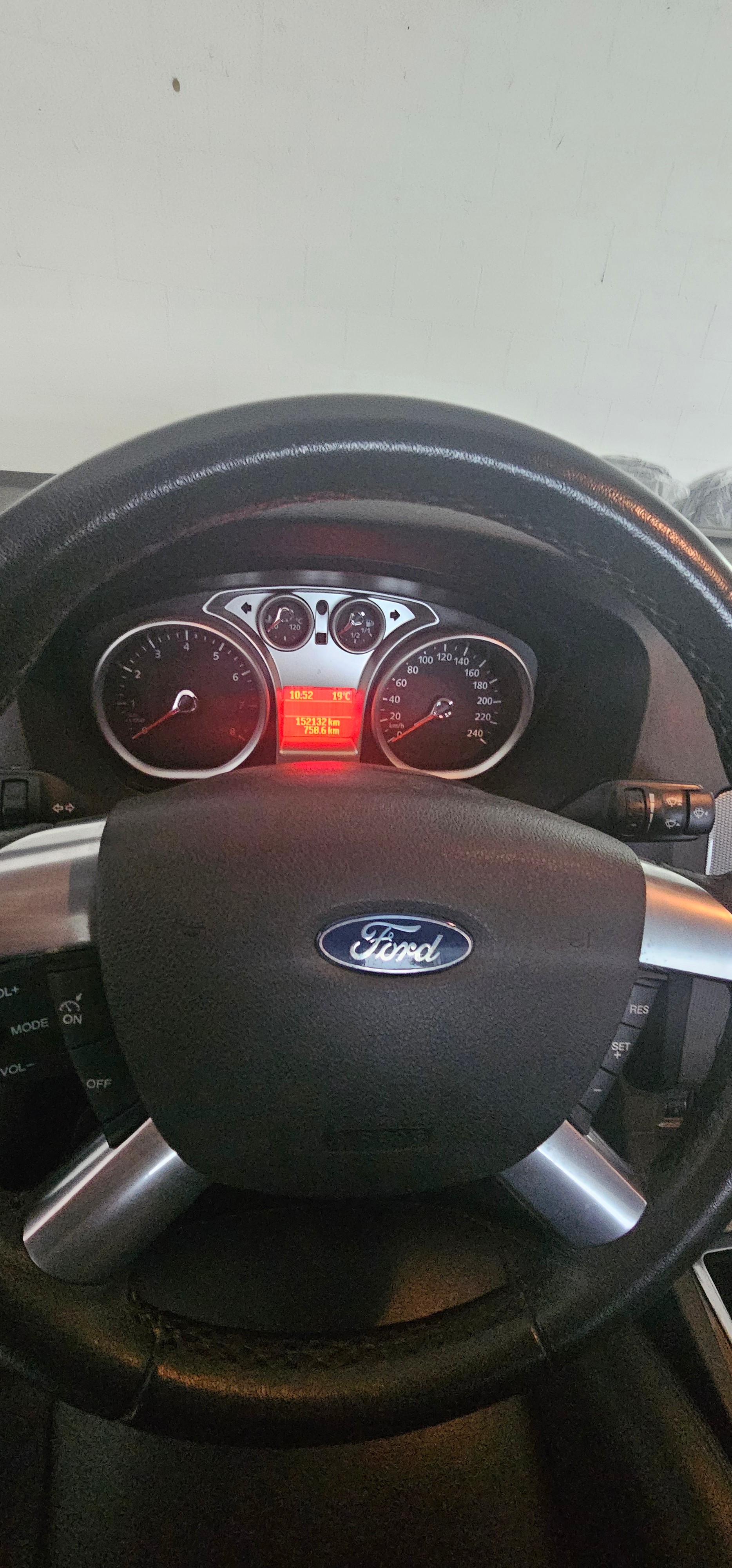 FORD 2.0i 16V Carving-image-4