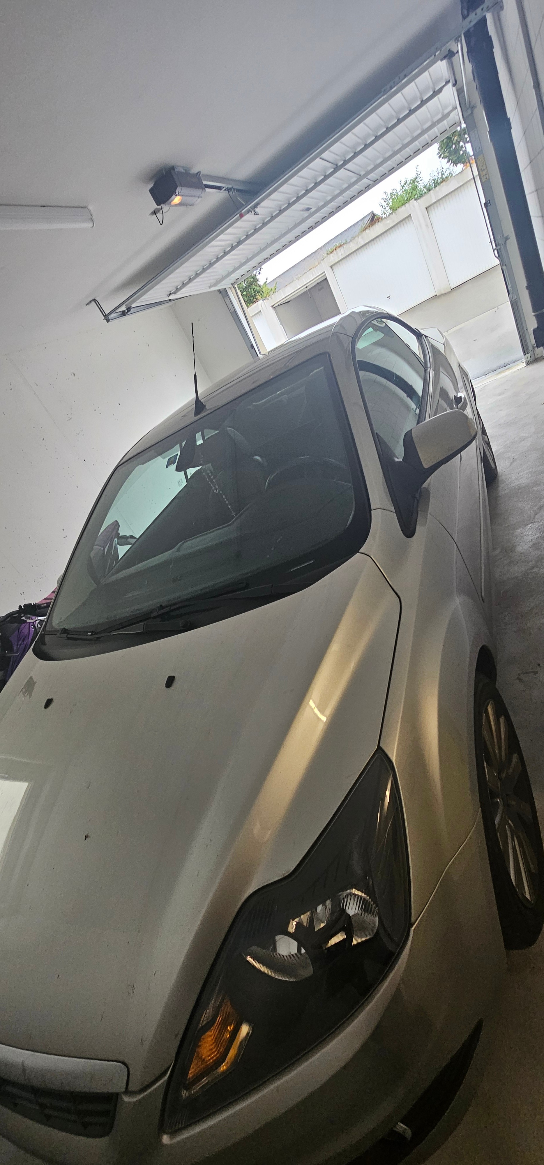 FORD 2.0i 16V Carving-image-0