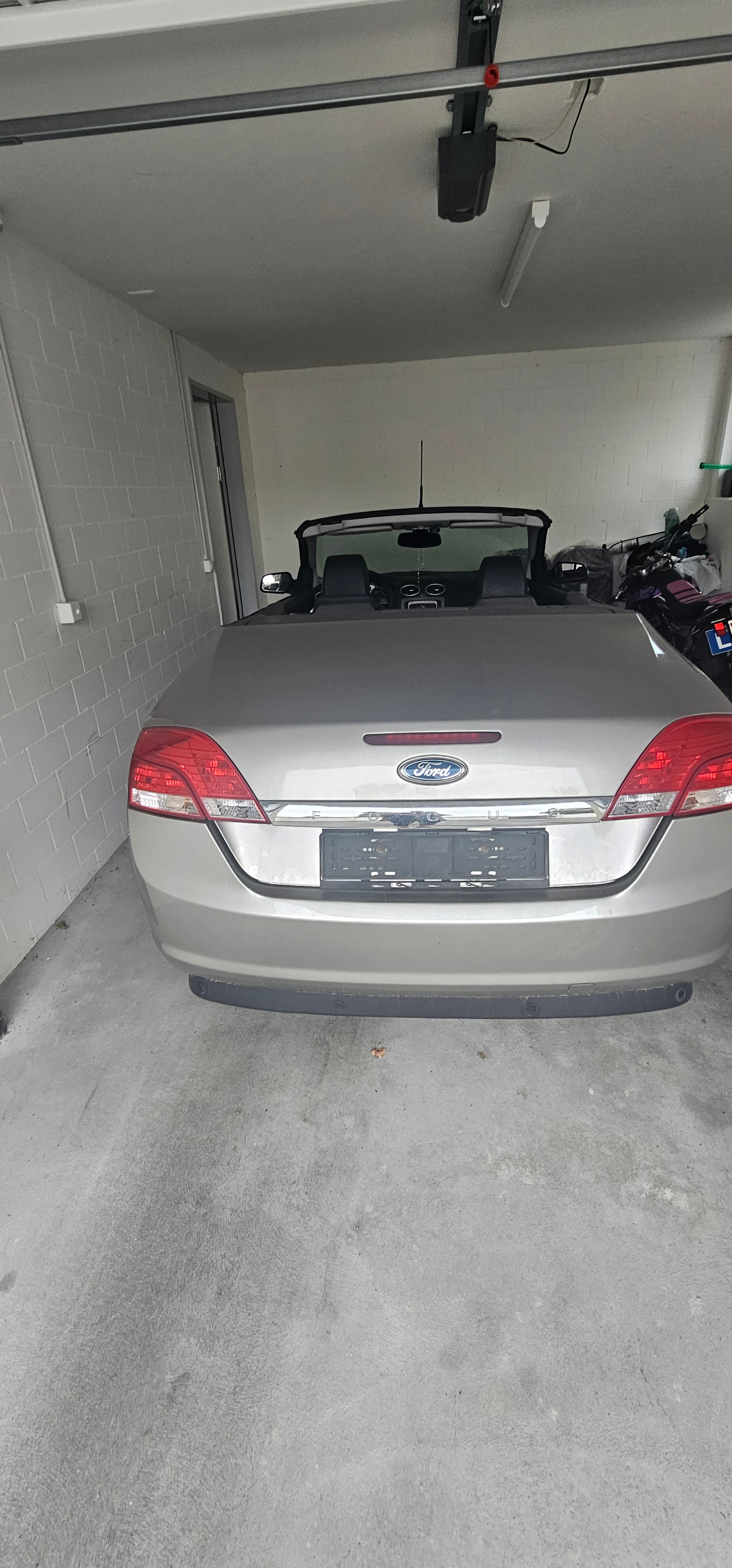FORD 2.0i 16V Carving-image-1