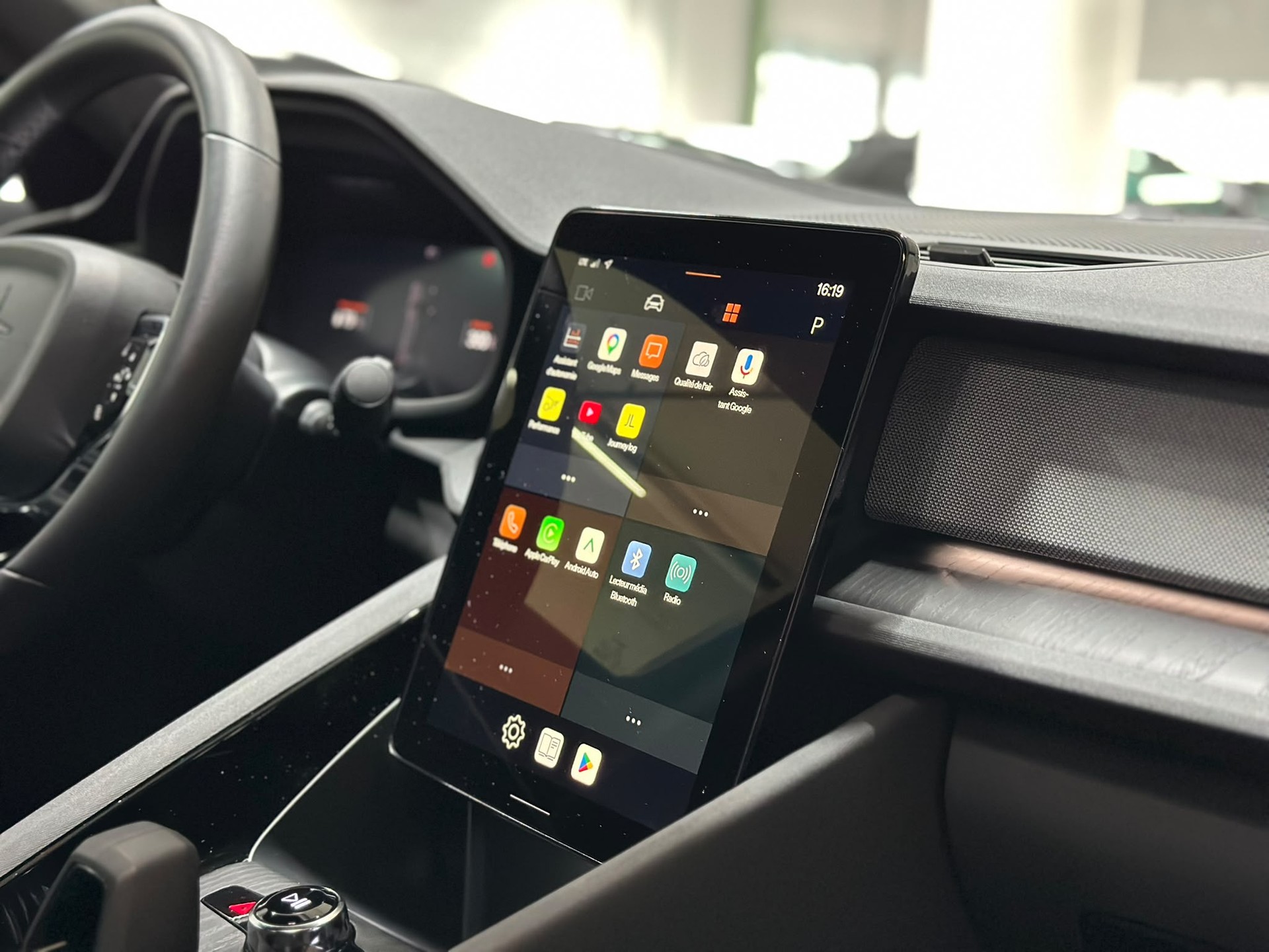 POLESTAR Polestar 2 Long Range Dual Plus Pack 82 kWh-image-14