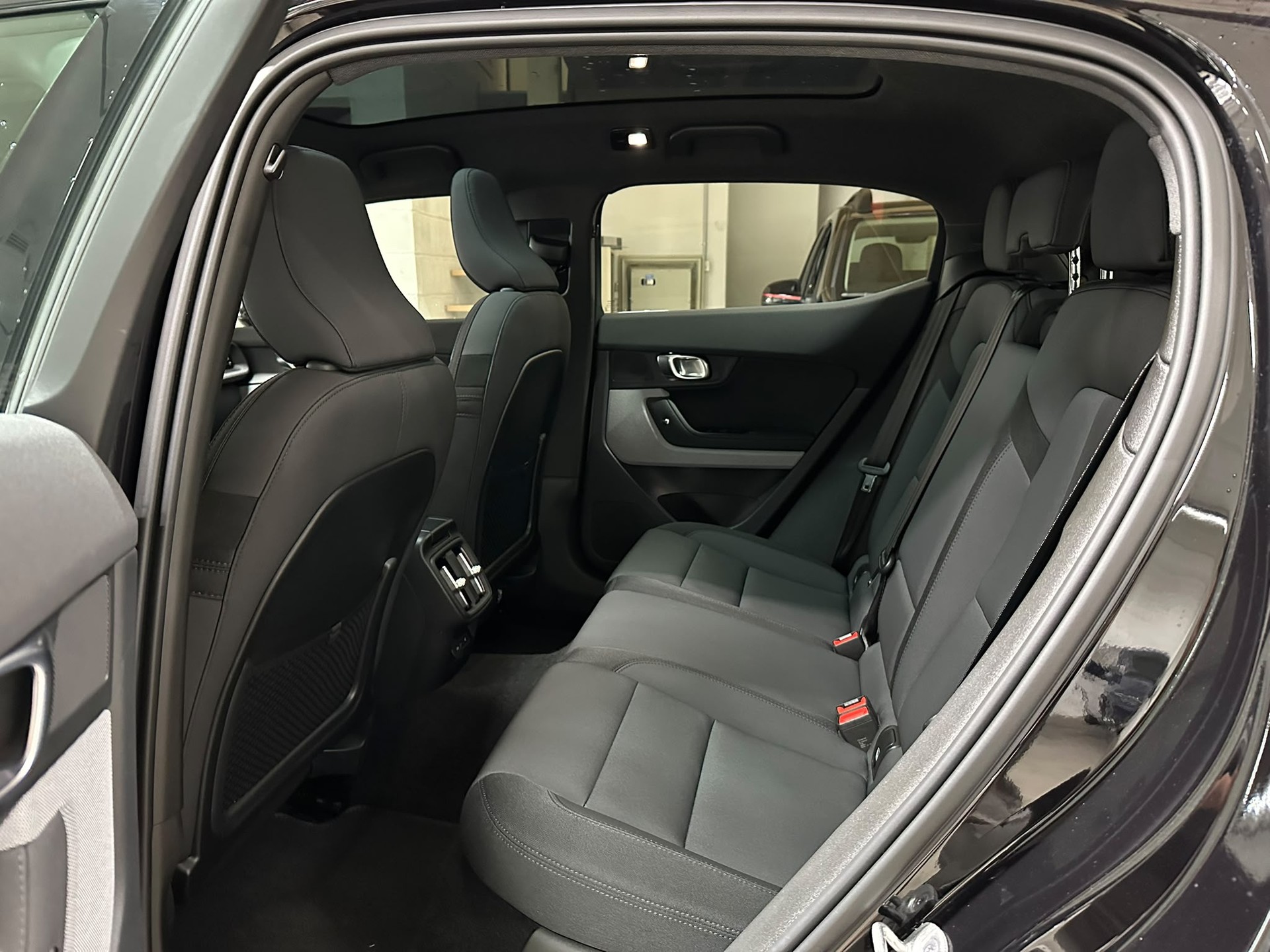 POLESTAR Polestar 2 Long Range Dual Plus Pack 82 kWh-image-9