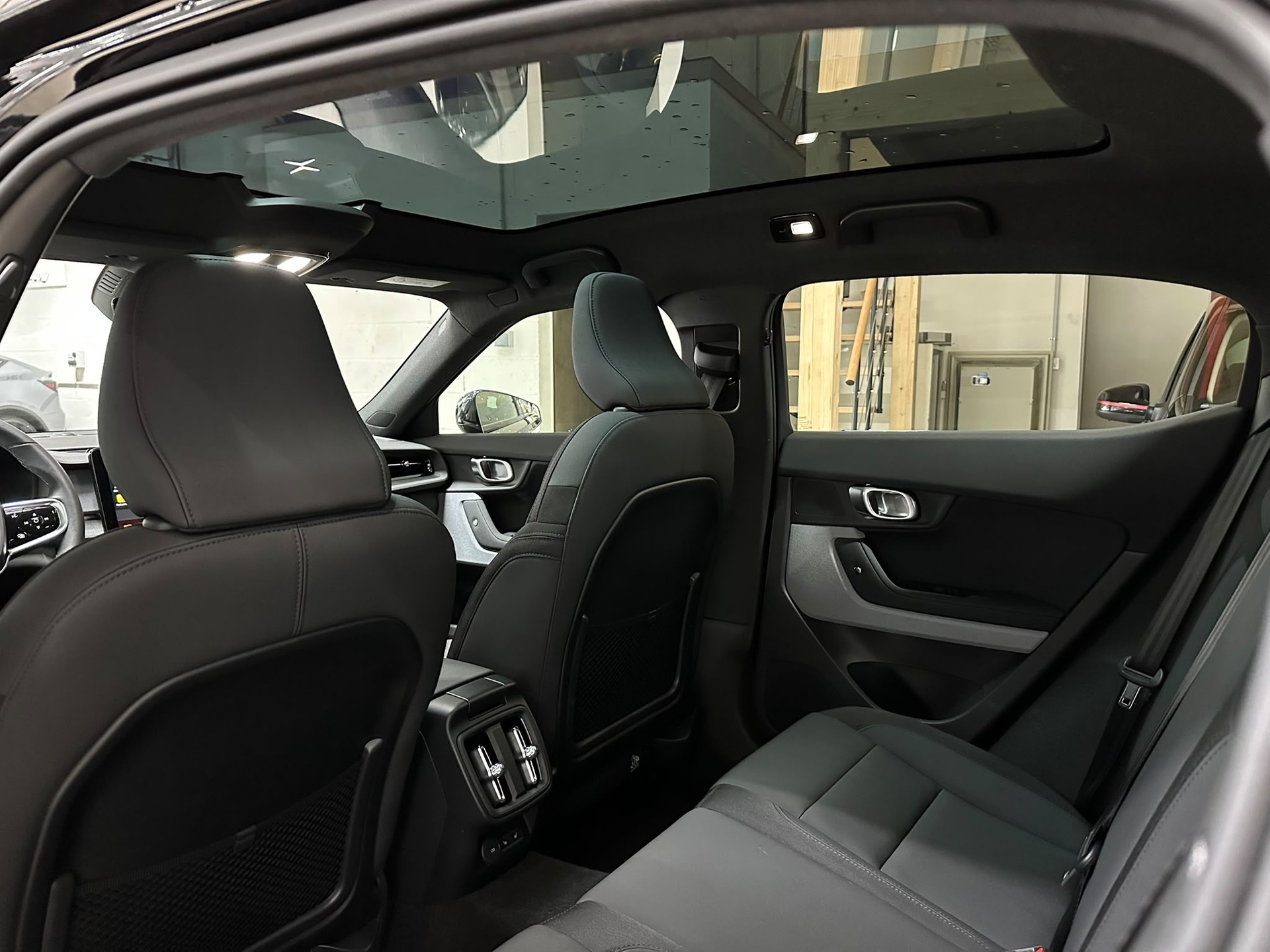 POLESTAR Polestar 2 Long Range Dual Plus Pack 82 kWh-image-8