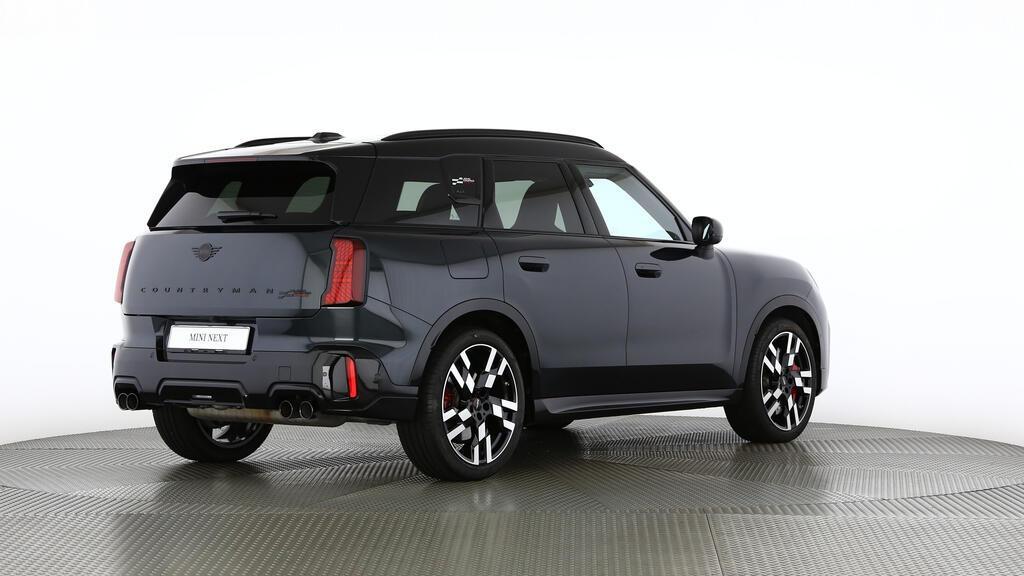 MINI John Cooper Works Countryman ALL4-image-3