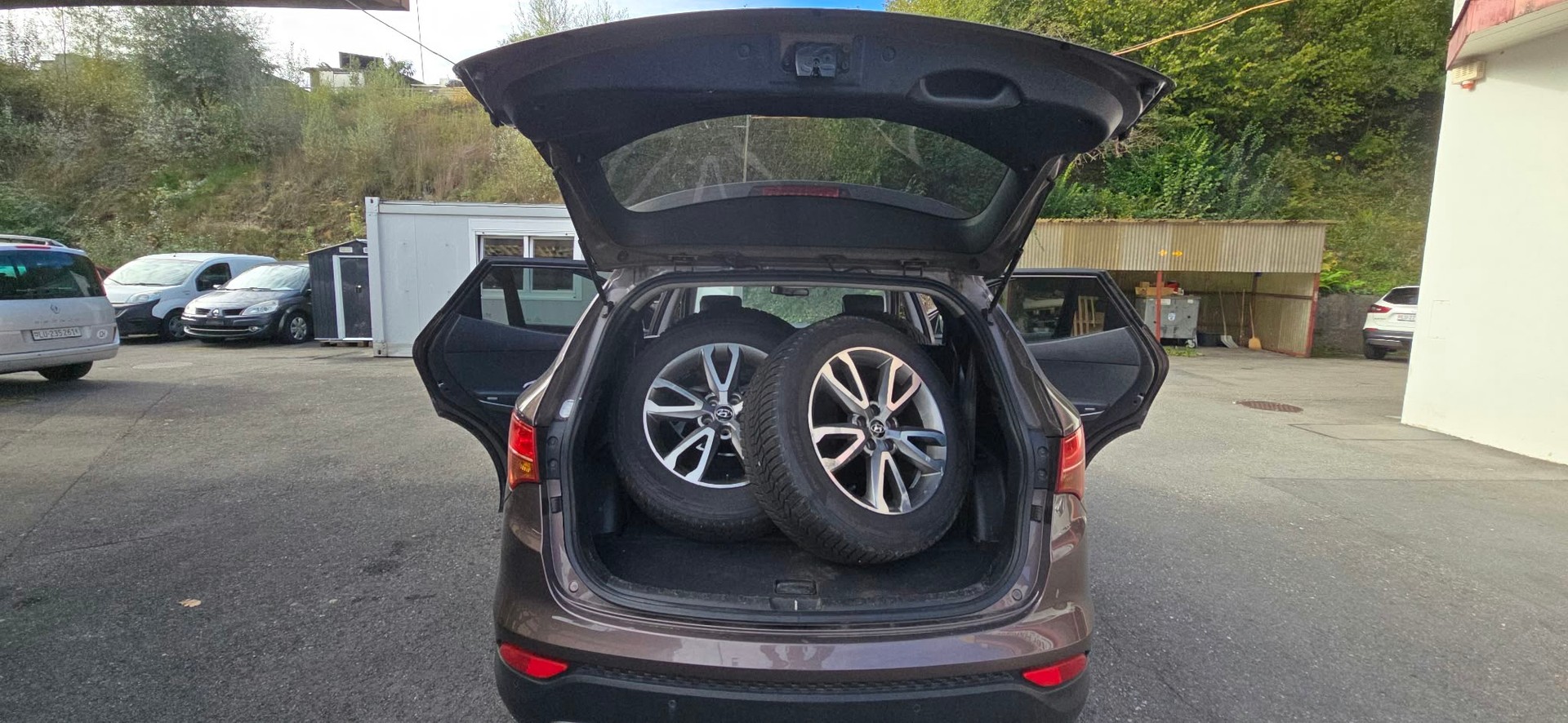 HYUNDAI Santa Fe 2.2 CRDI Comfort 4WD-image-12
