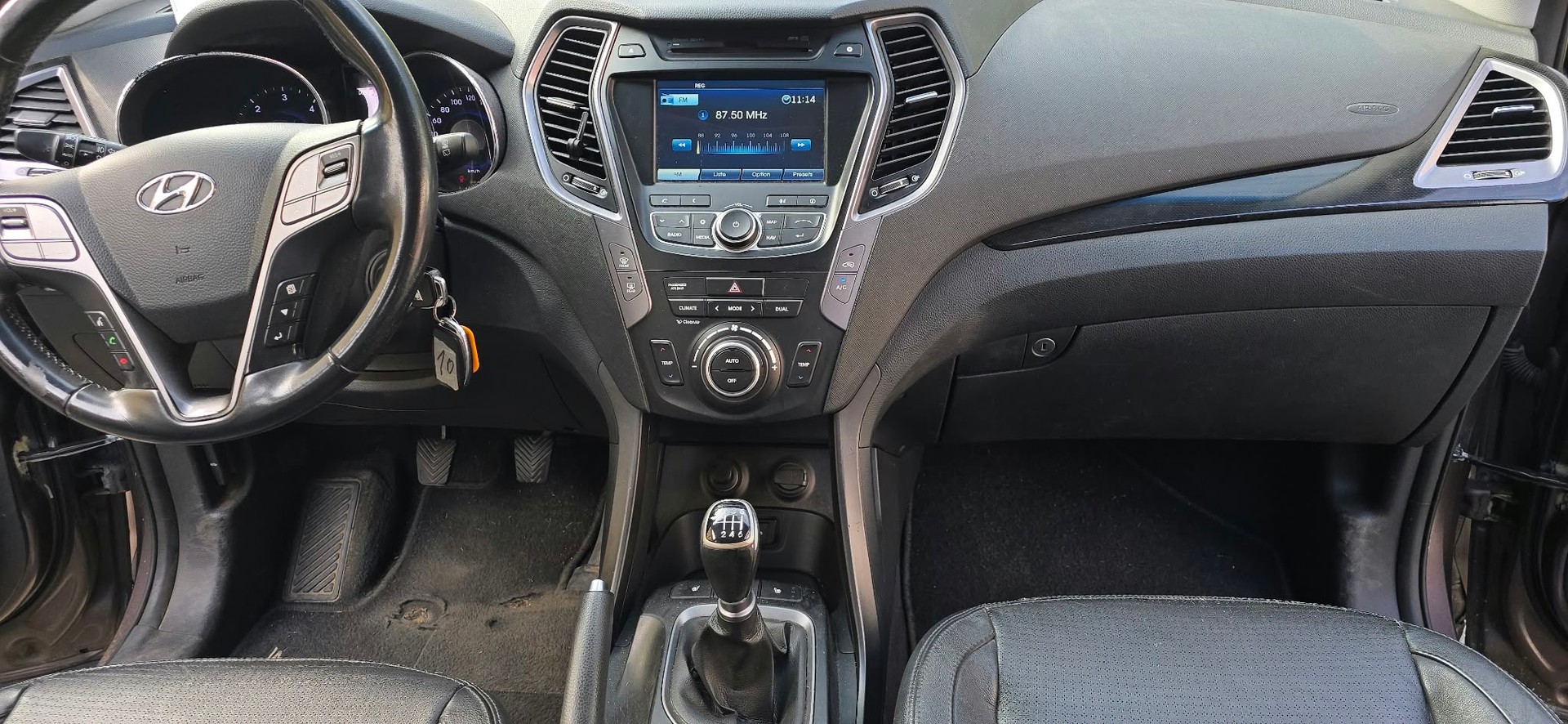 HYUNDAI Santa Fe 2.2 CRDI Comfort 4WD-image-11