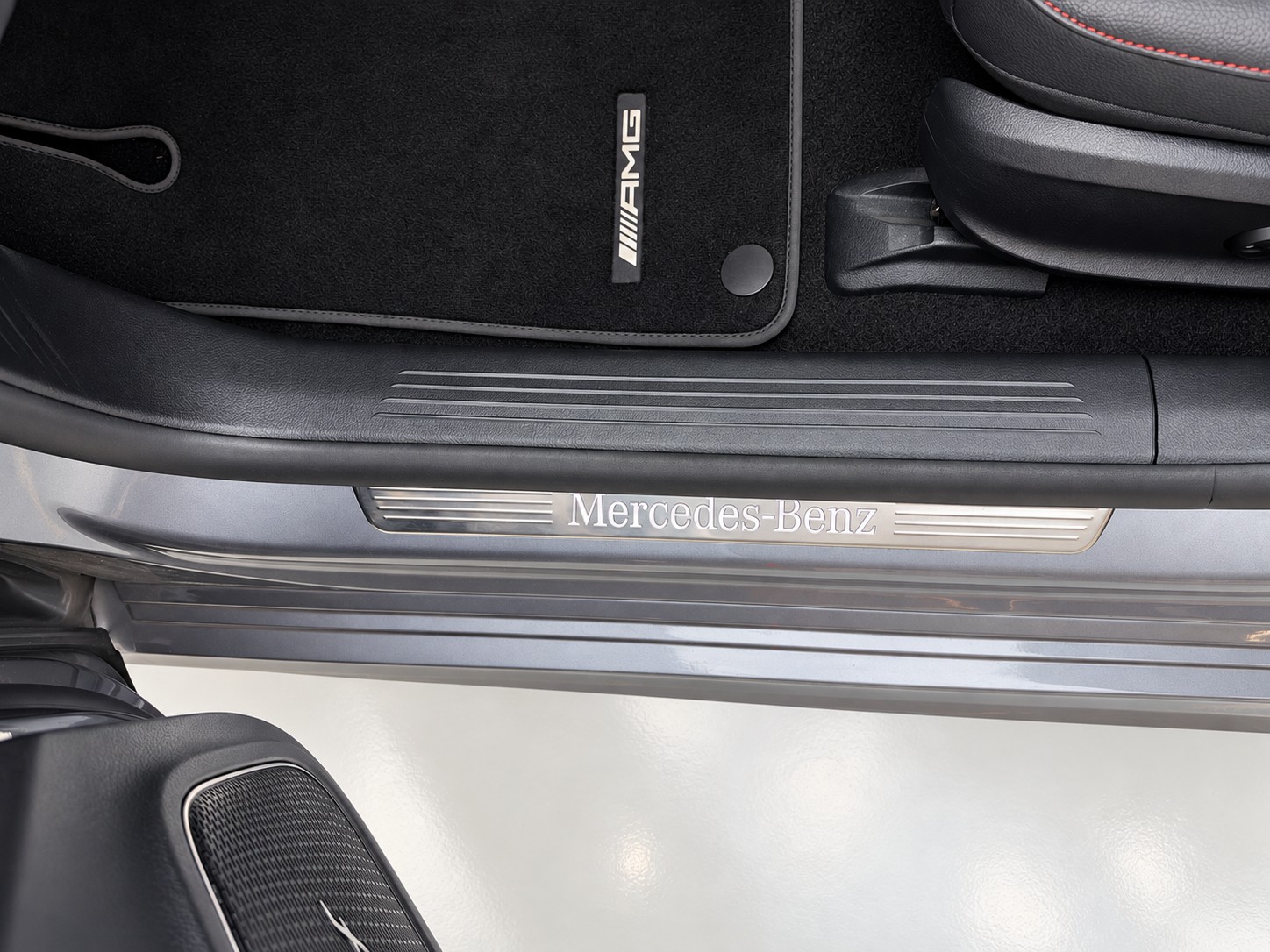 MERCEDES-BENZ CLA Shooting Brake 220 d 4Matic AMG Line (CH) TOPAUSSTATTUNG-image-25