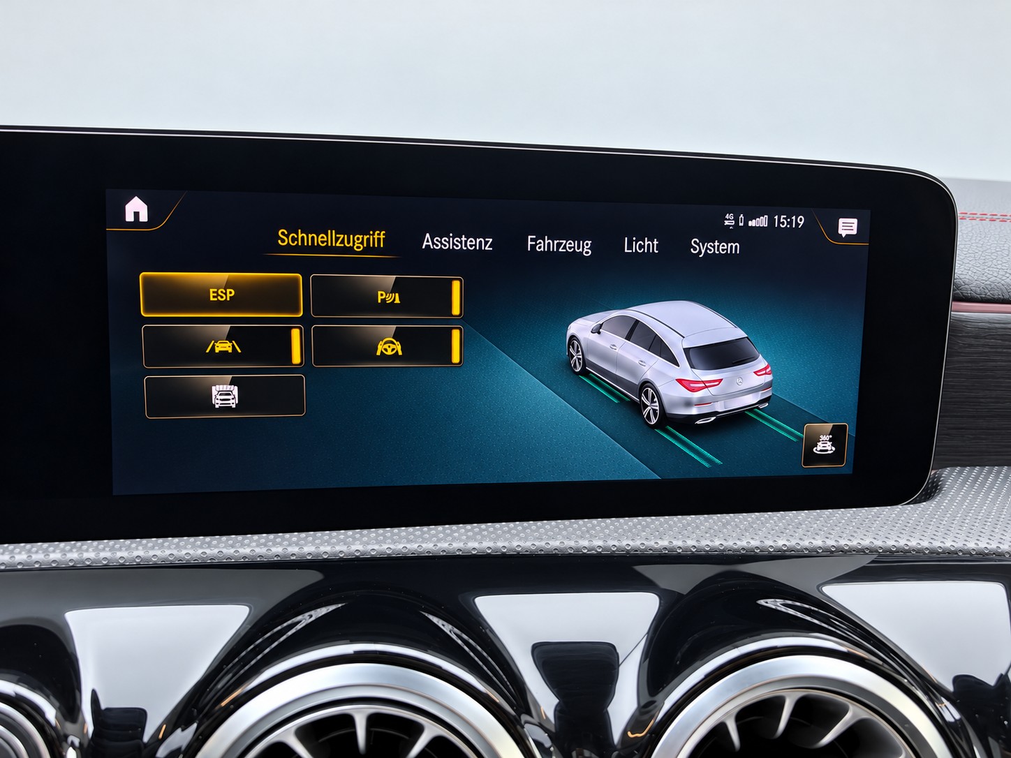 MERCEDES-BENZ CLA Shooting Brake 220 d 4Matic AMG Line (CH) TOPAUSSTATTUNG-image-22