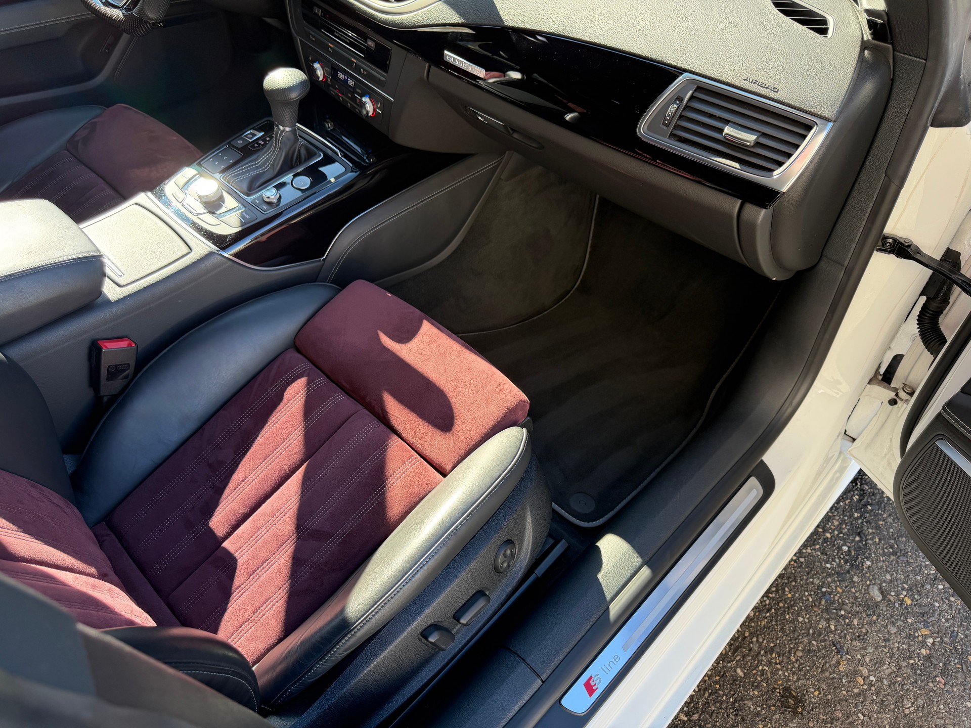 AUDI A7 Sportback 3.0 TFSI quattro S-tronic-image-22