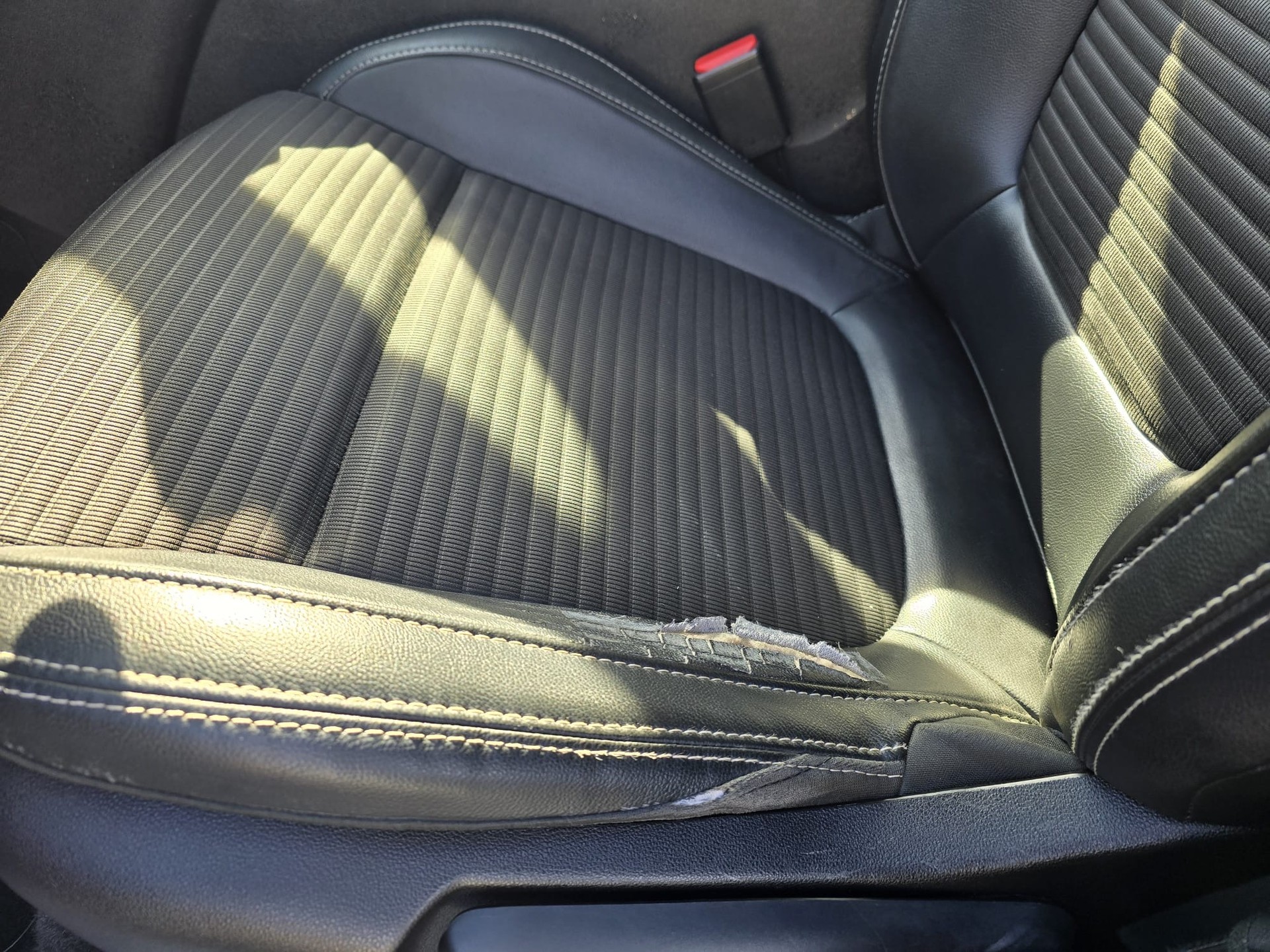 RENAULT Grand Scénic 1.3 16V Turbo Intens EDC-image-13