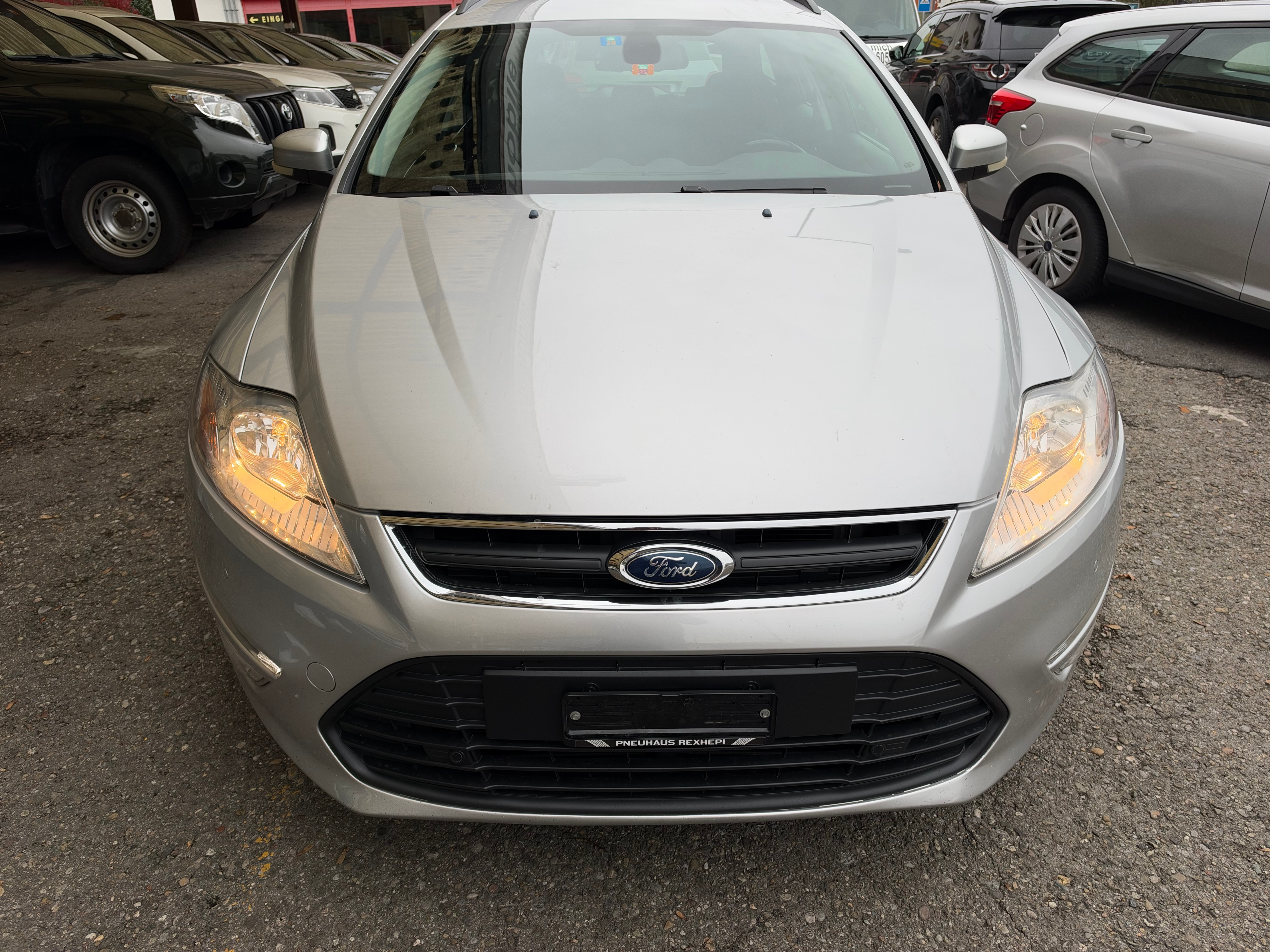 Car photo