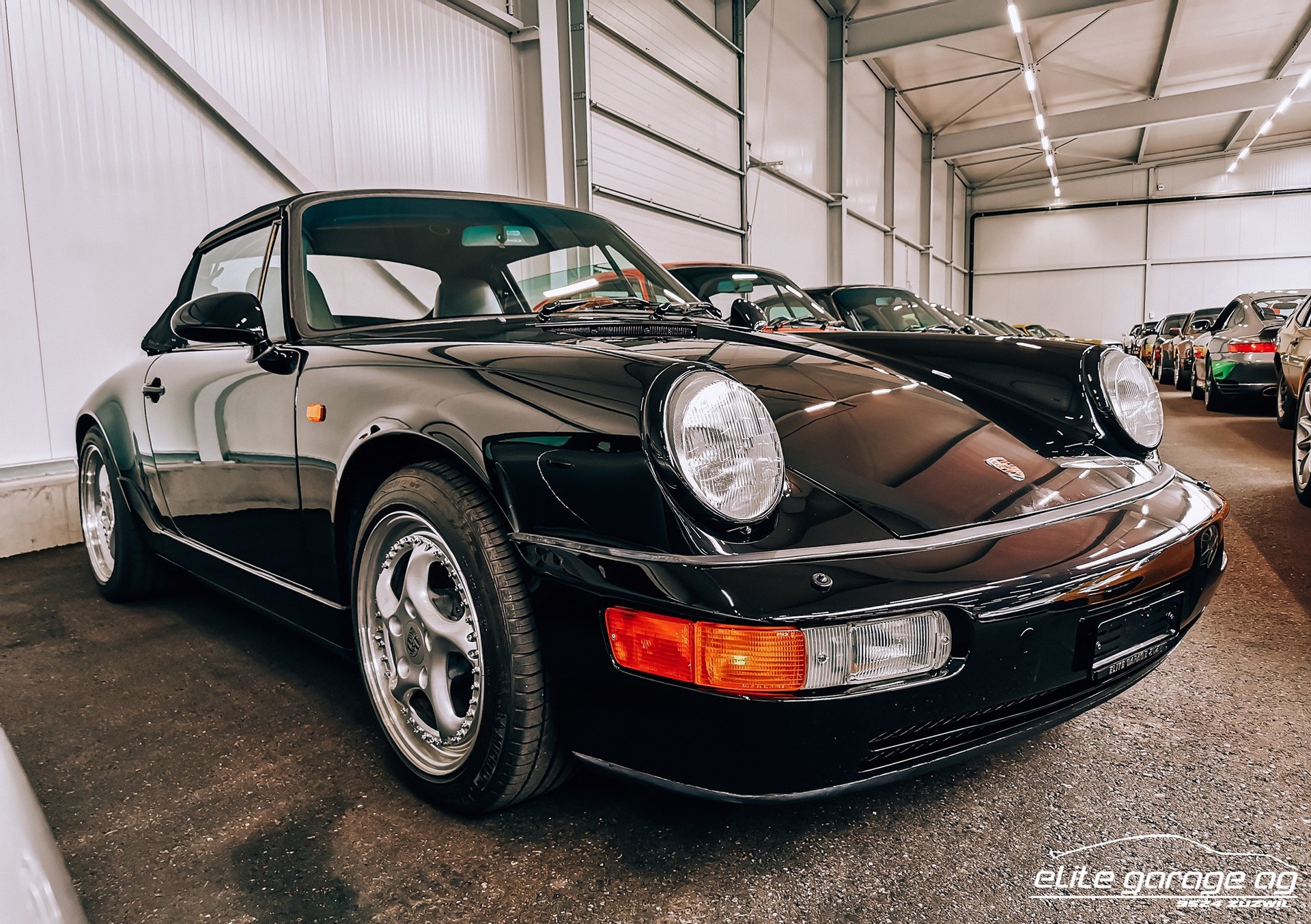 PORSCHE 911 Carrera 2 Cabrio-image-2