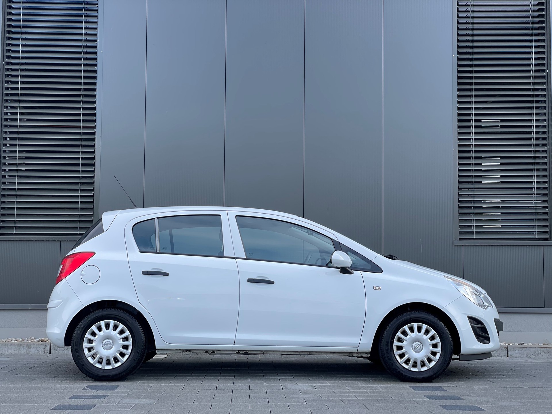 OPEL Corsa 1.2 TP-image-6