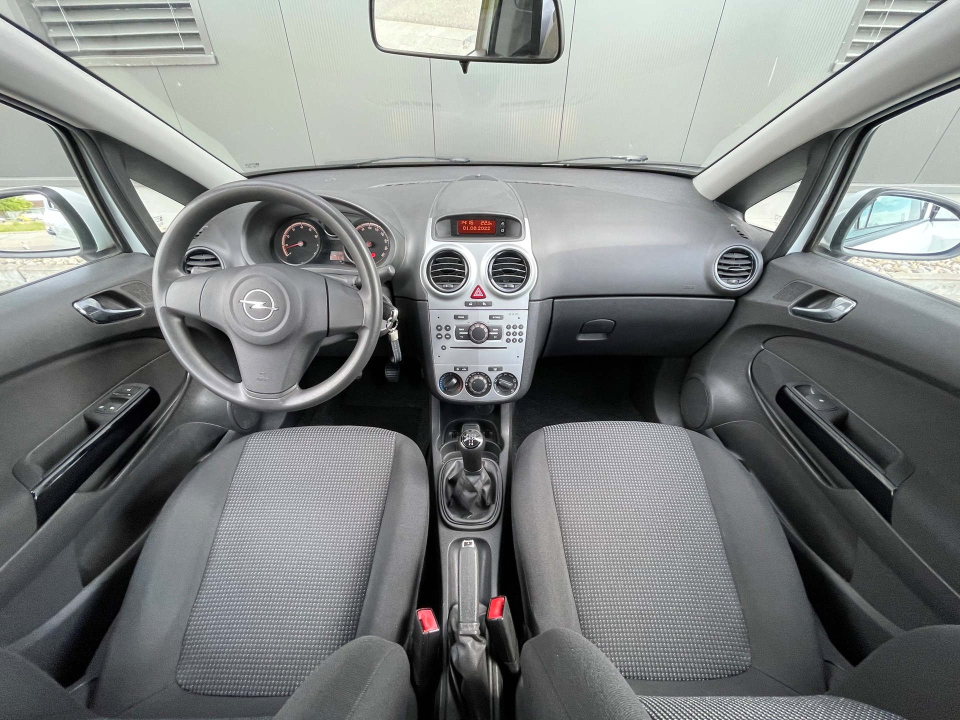 OPEL Corsa 1.2 TP-image-9