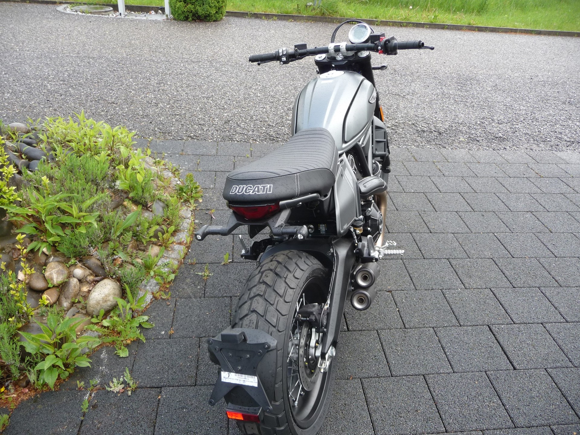 DUCATI Scrambler 800 Nightshift-image-7
