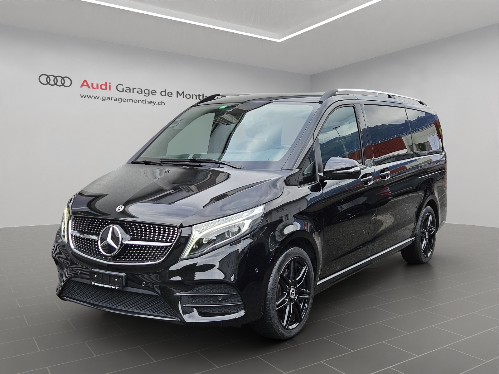 MERCEDES-BENZ V 300 d lang Swiss Edition 4Matic 9G-Tronic-image-0