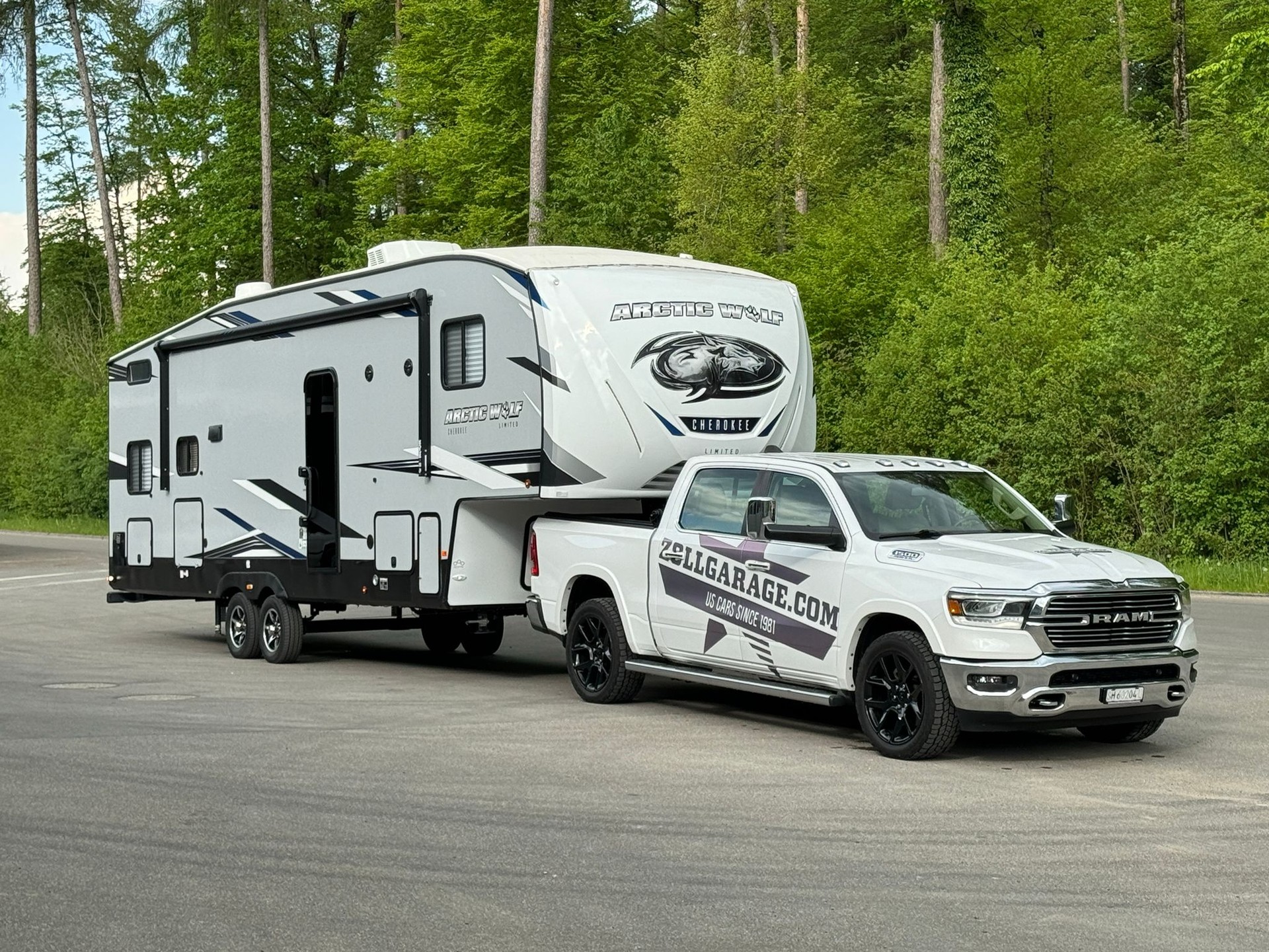 FORREST RIVER ARCTIC WOLF FIFTH WHEELS 287BH-showroom-element-3
