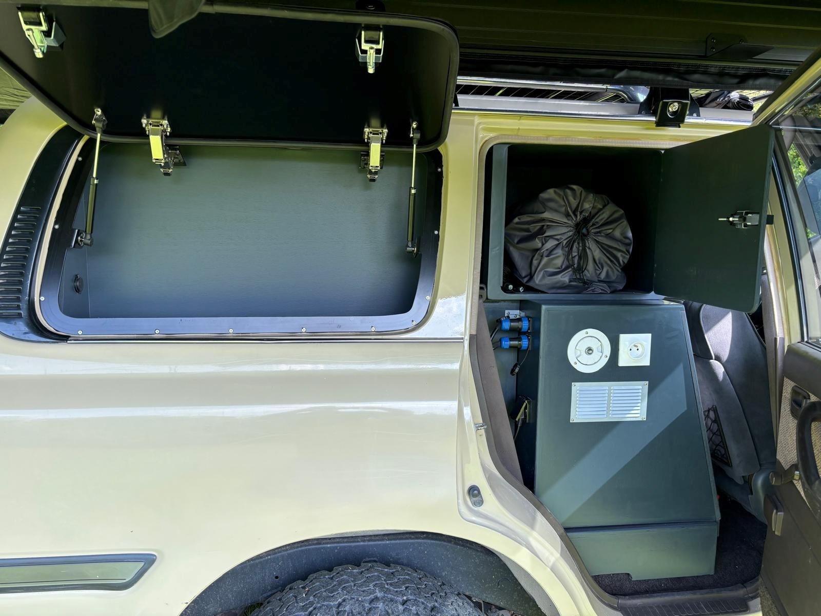 TOYOTA LAND CRUISER FZJ 80-image-14