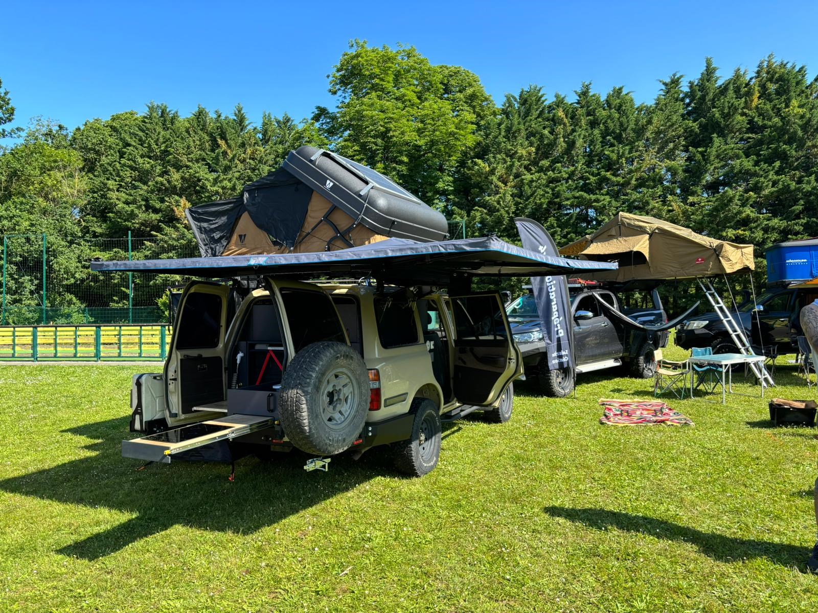 TOYOTA LAND CRUISER FZJ 80-image-1