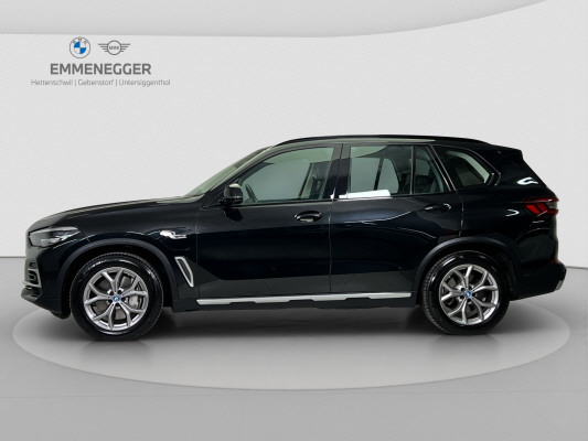 BMW X5 xDrive45e xLine-image-1