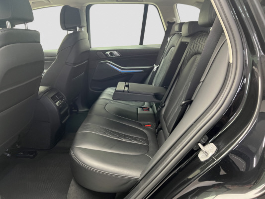 BMW X5 xDrive45e xLine-image-8