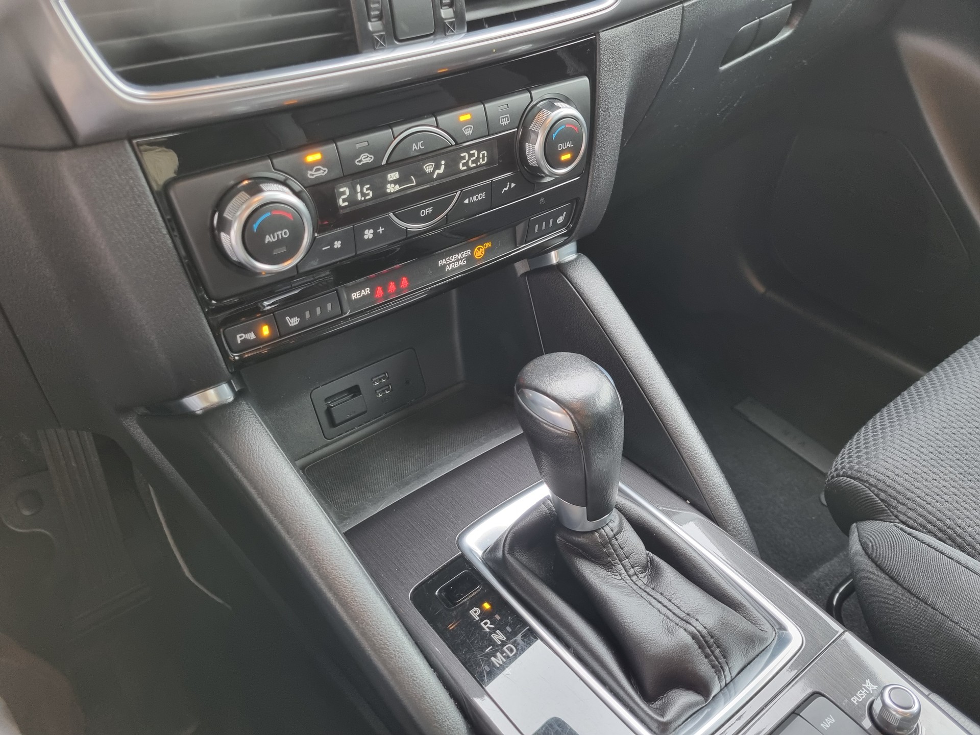 MAZDA CX-5 2.2 D Ambition AWD Automatic-image-13