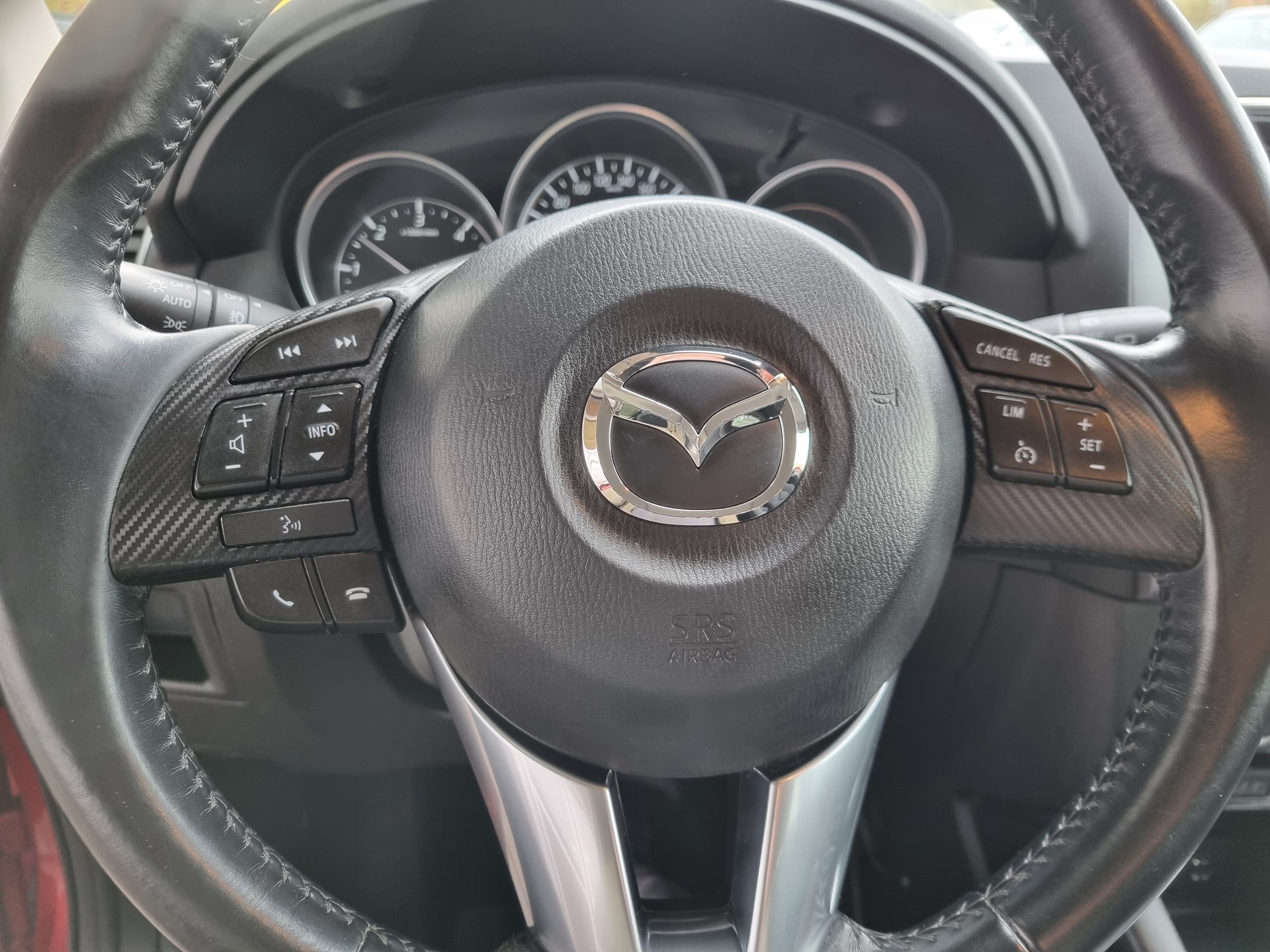 MAZDA CX-5 2.2 D Ambition AWD Automatic-image-11