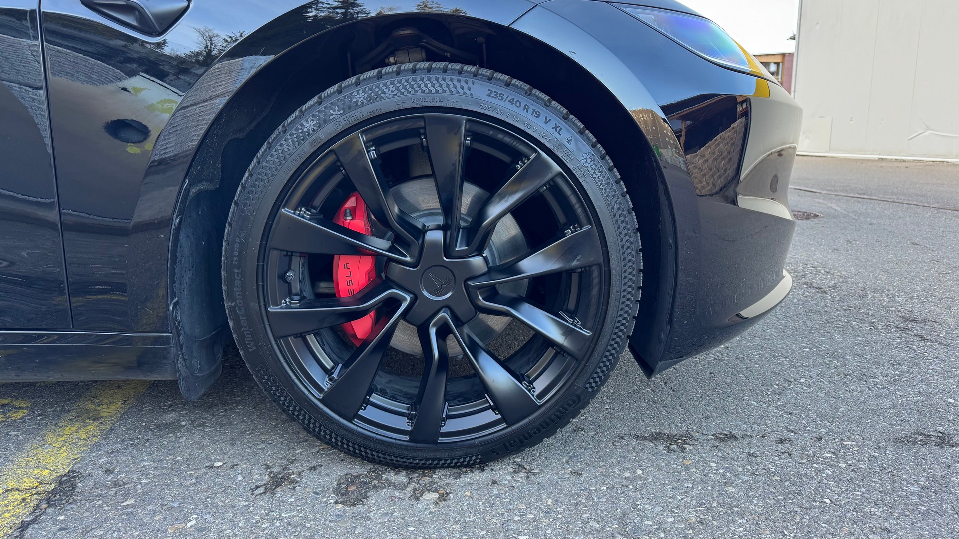 TESLA Model 3 Long Range Dual Motor AWD-image-2