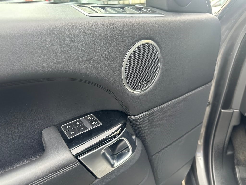 LAND ROVER RANGE ROVER 3.0 TDV6 HSE Automatic-image-10
