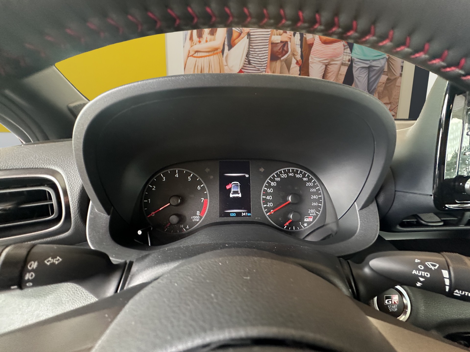 TOYOTA Yaris 1.6 GR Sport-image-13