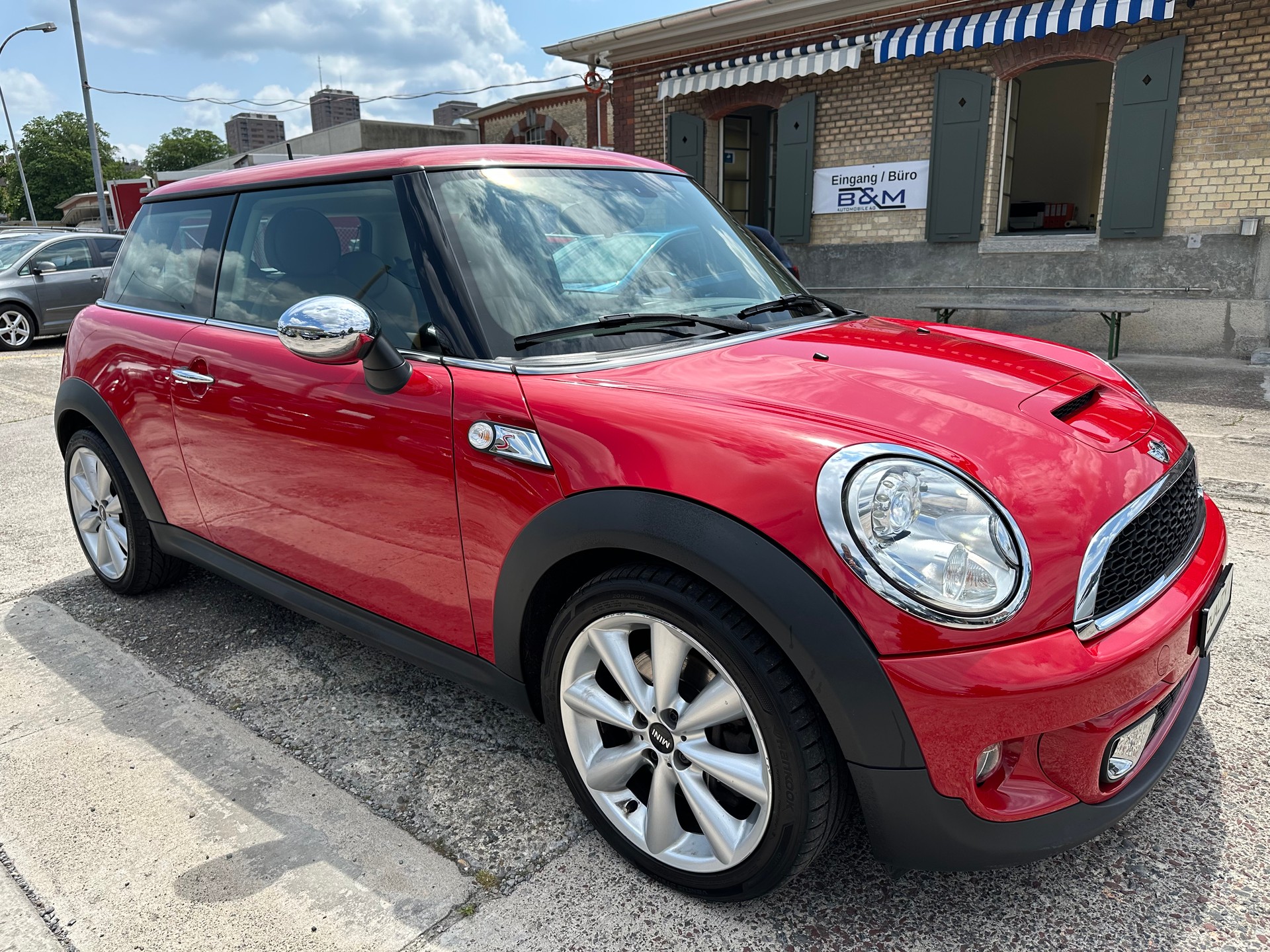 MINI Cooper S-image-2