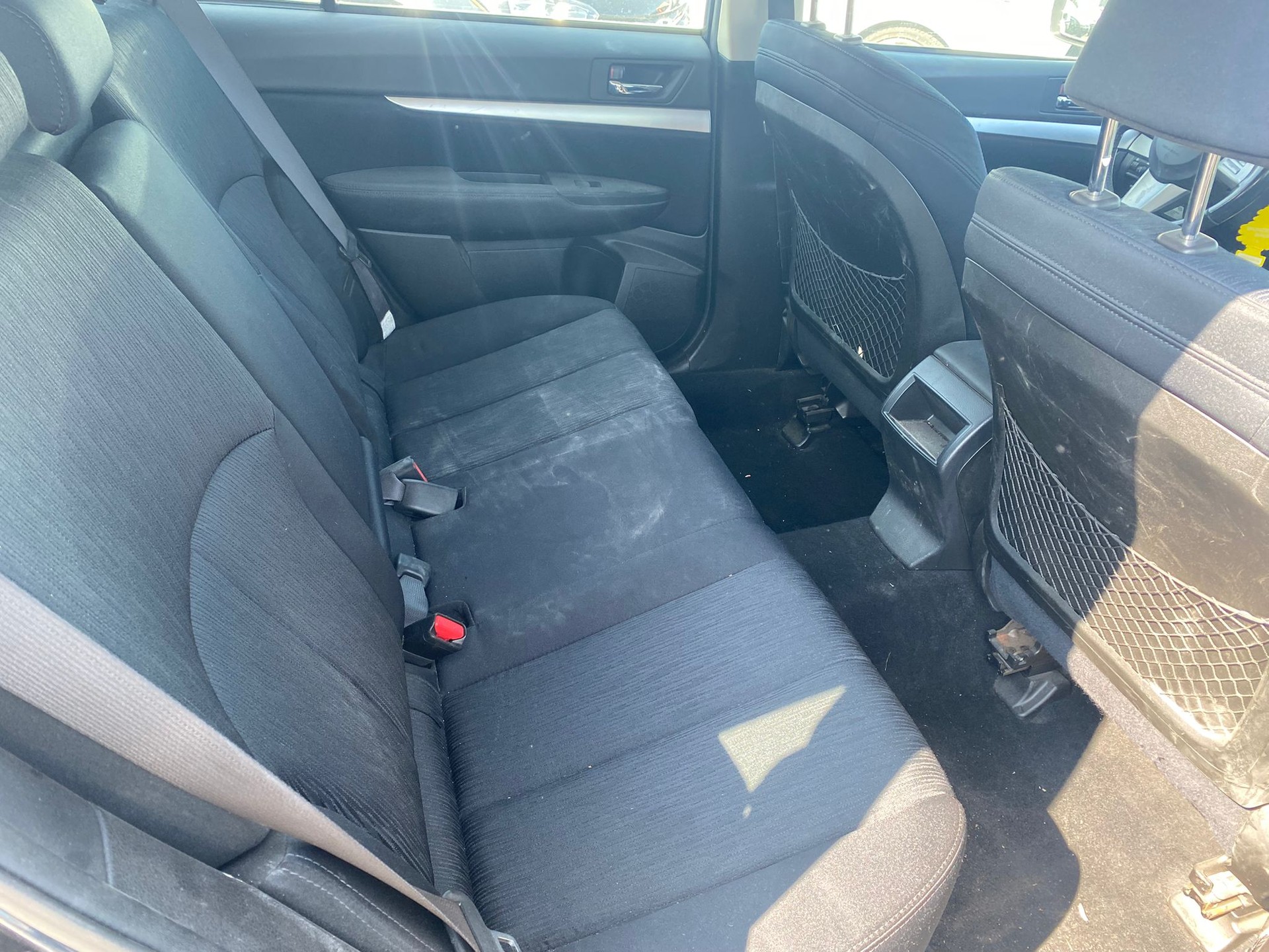 SUBARU Legacy 2.0i Limited AWD-image-9