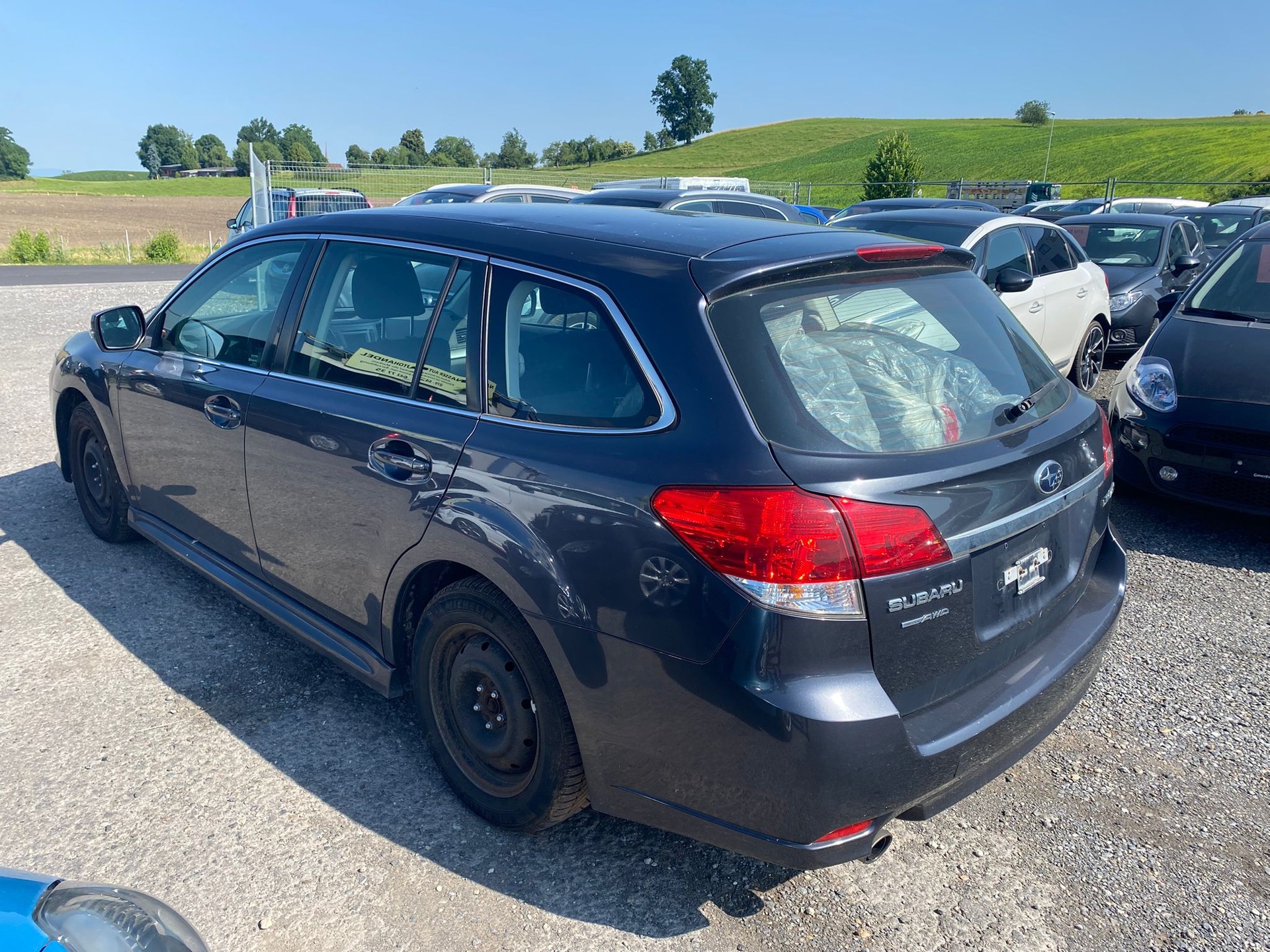 SUBARU Legacy 2.0i Limited AWD-image-3