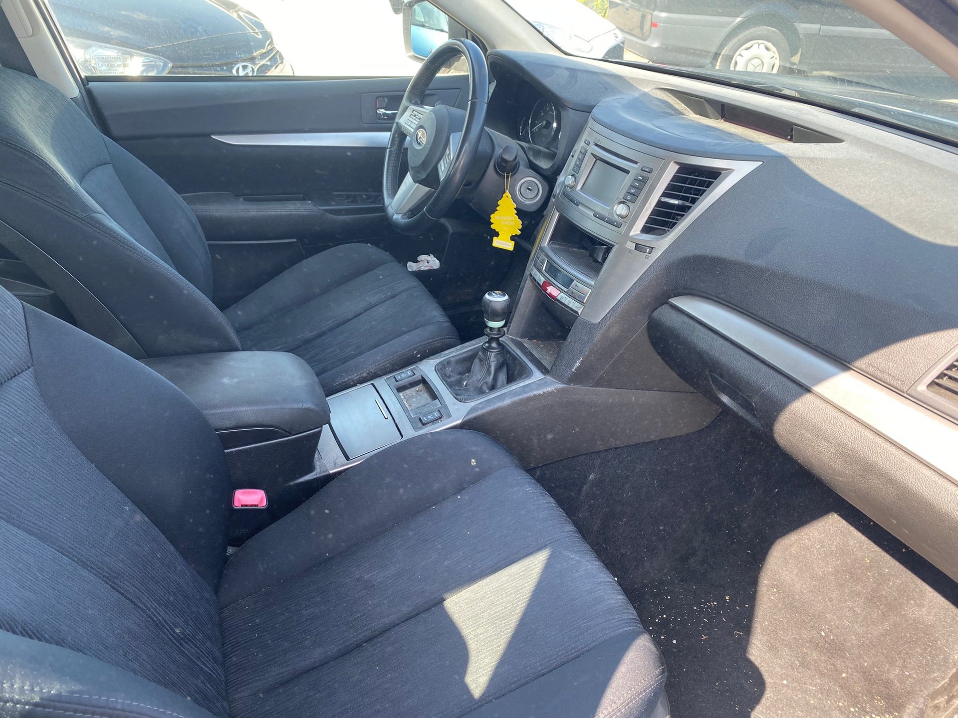 SUBARU Legacy 2.0i Limited AWD-image-10