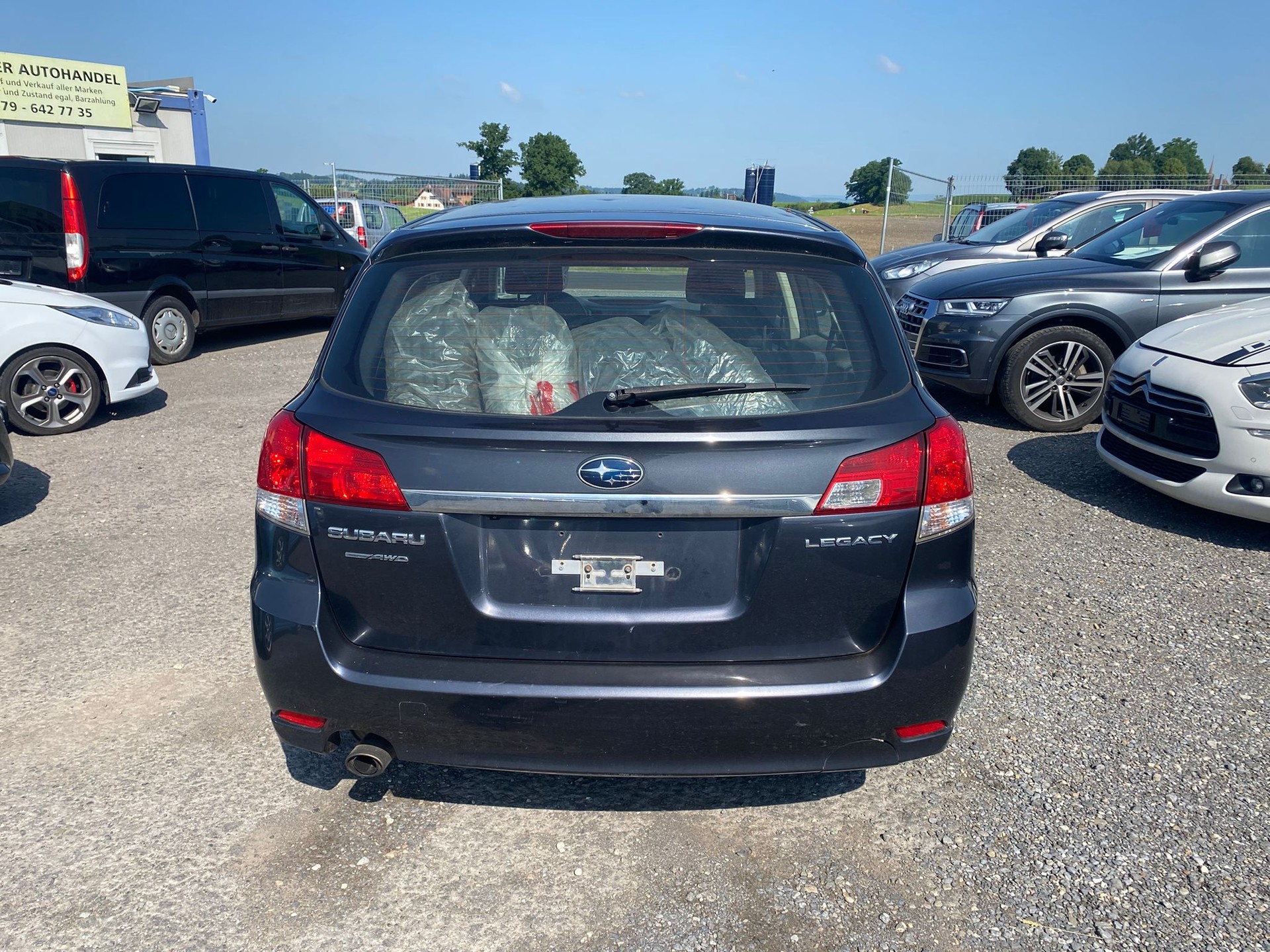 SUBARU Legacy 2.0i Limited AWD-image-6