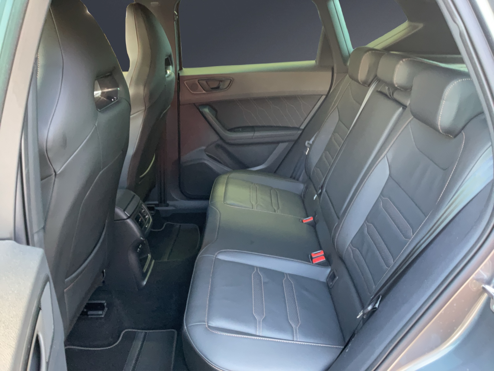 CUPRA Ateca 2.0TSI VZ 4Drive-image-11