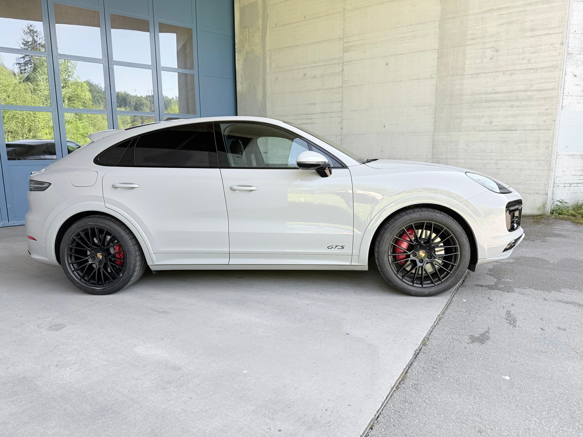 PORSCHE Cayenne GTS Coupé-image-0