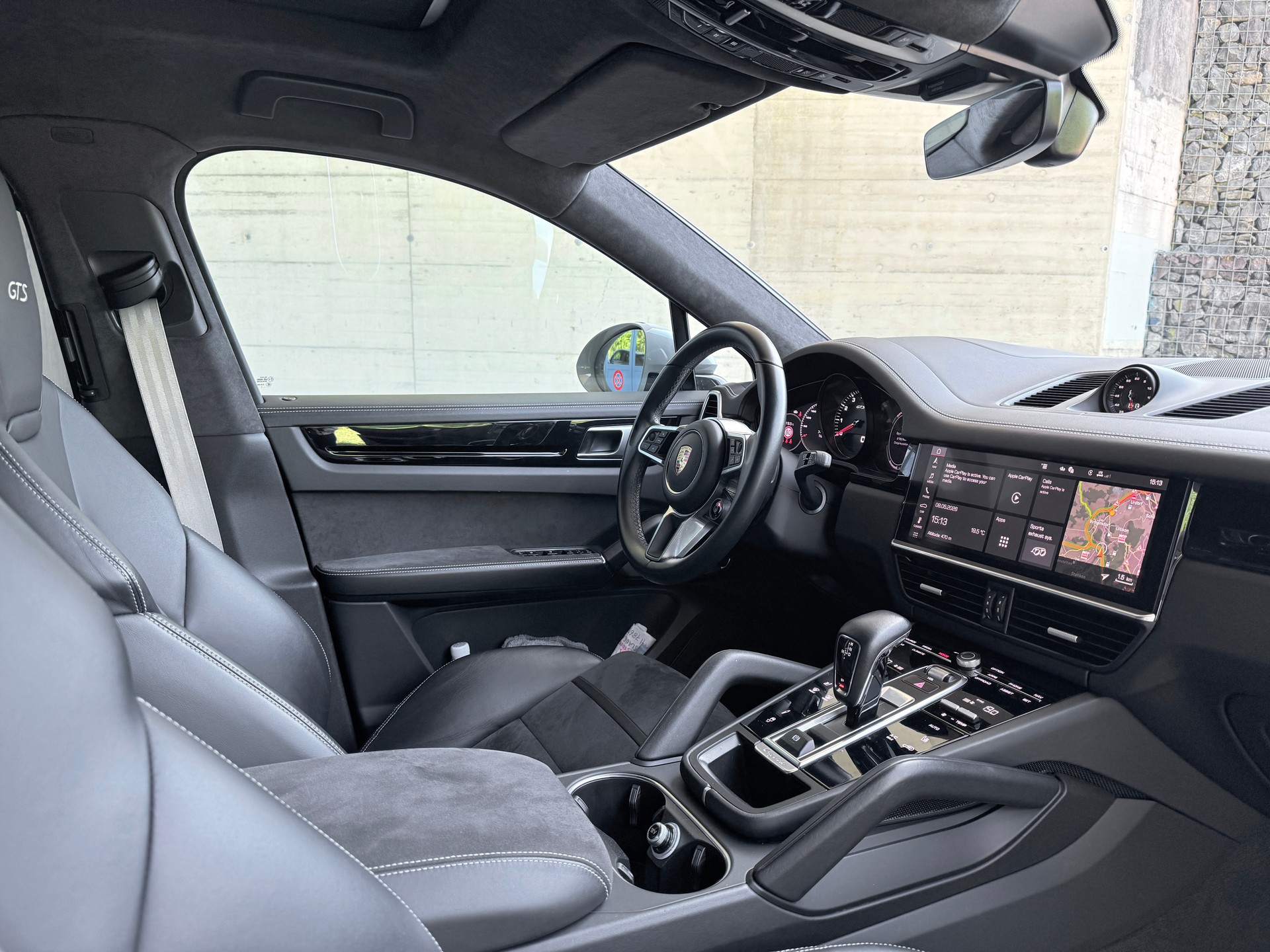 PORSCHE Cayenne GTS Coupé-image-9