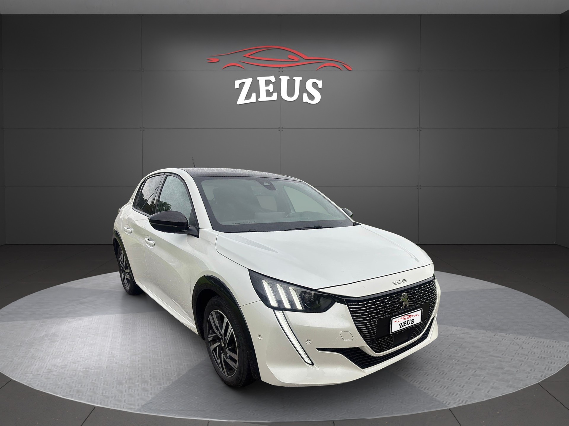 PEUGEOT 208 1.2 PureTech GT Line EAT8-image-1