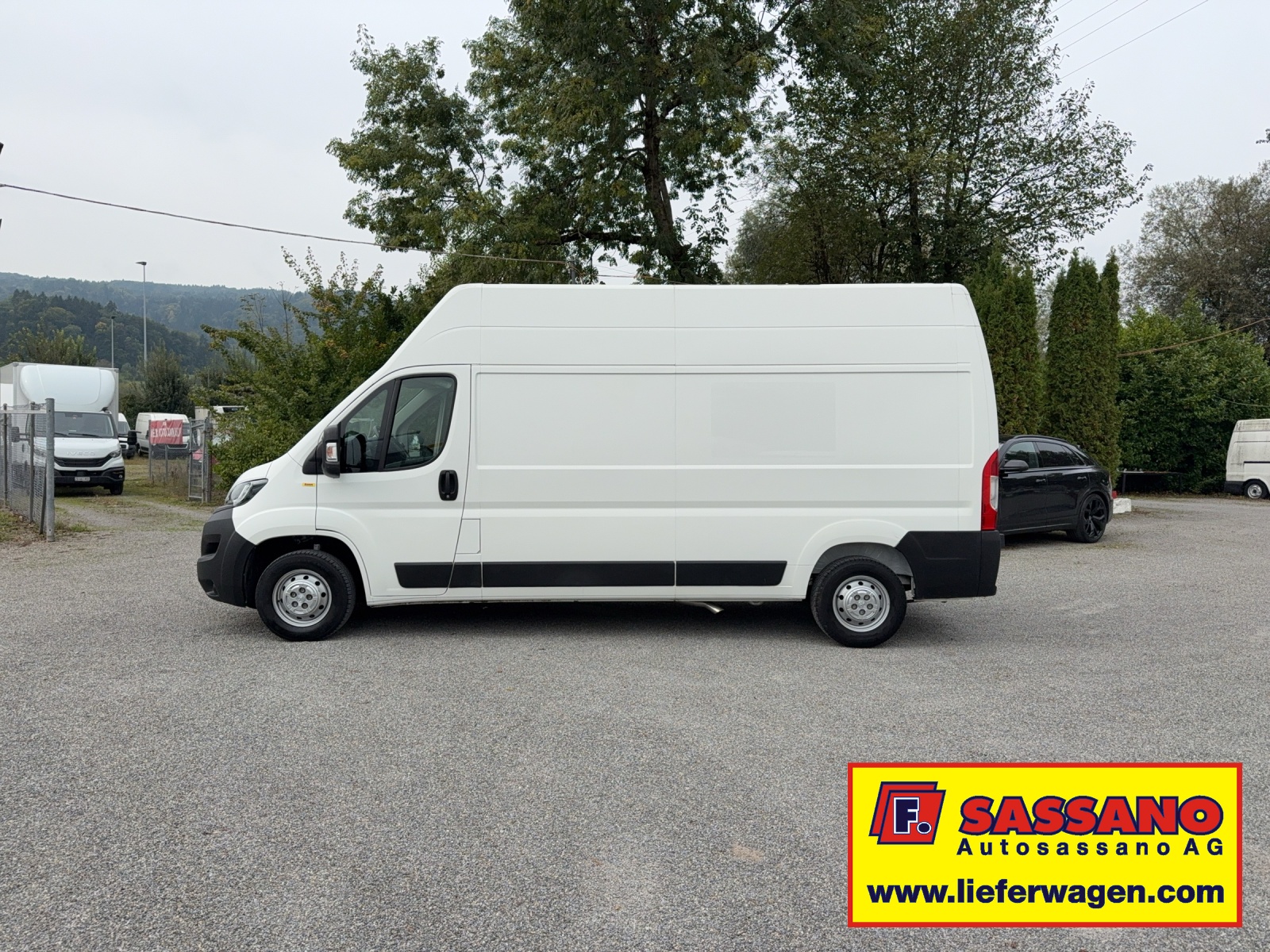 PEUGEOT Boxer 2.2 HDI 140 L3H3 mit Anhängerkupplung-image-2