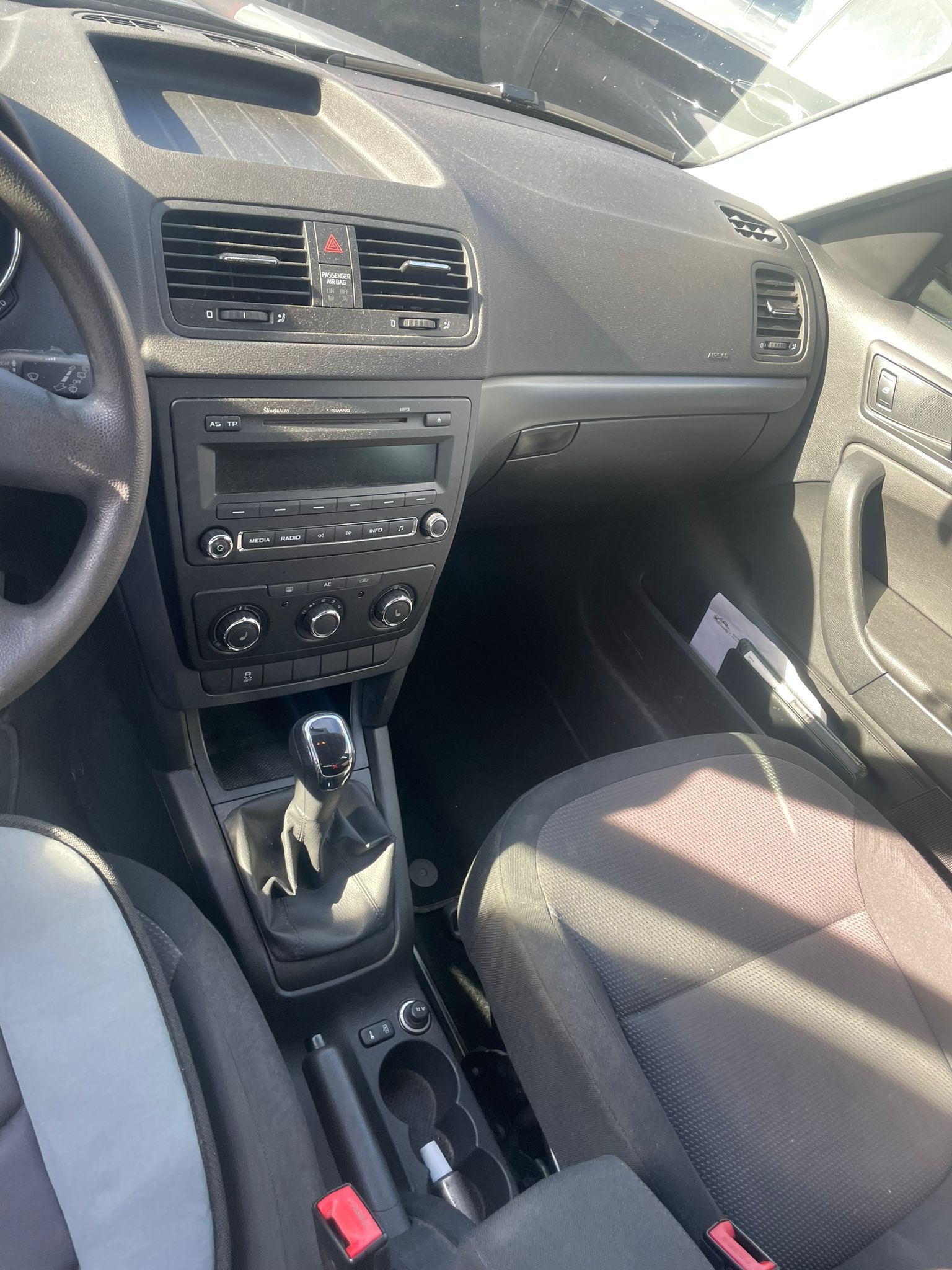 SKODA Yeti 1.8 TSI Ambition 4x4-image-15