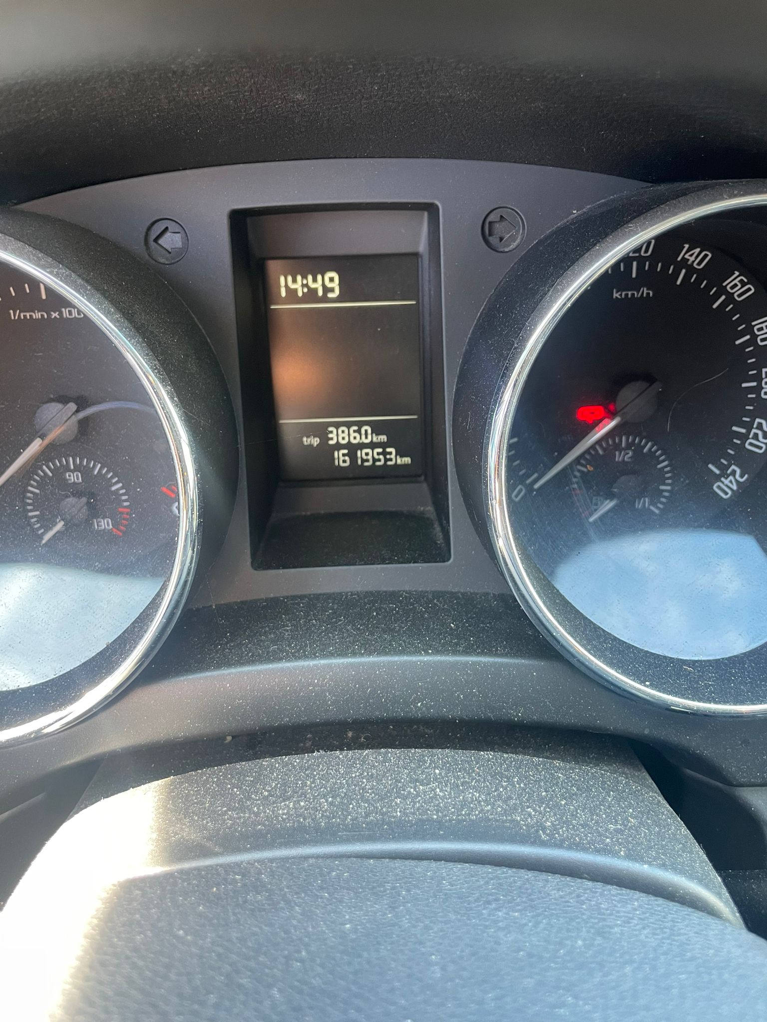 SKODA Yeti 1.8 TSI Ambition 4x4-image-14