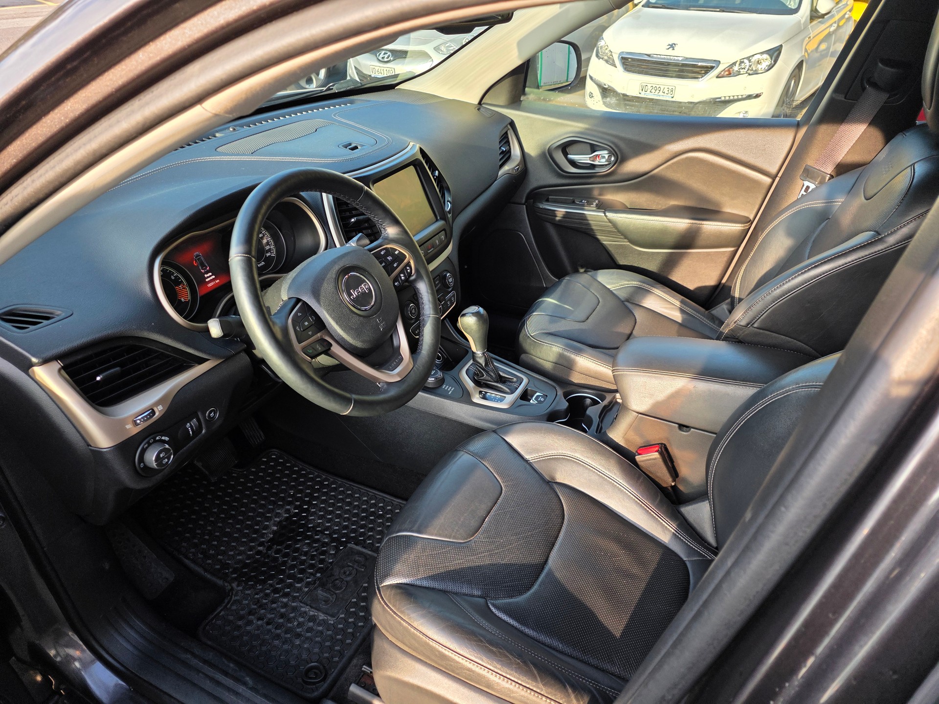 JEEP Cherokee 3.2 Trailhawk AWD 9ATX-image-3