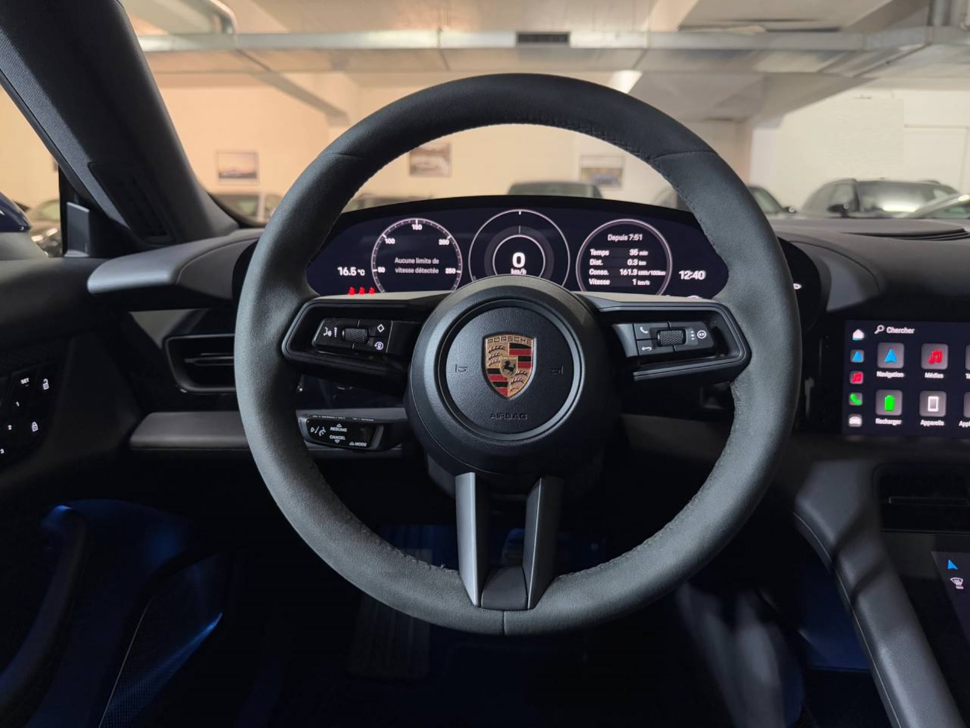 PORSCHE Taycan 4S-image-10