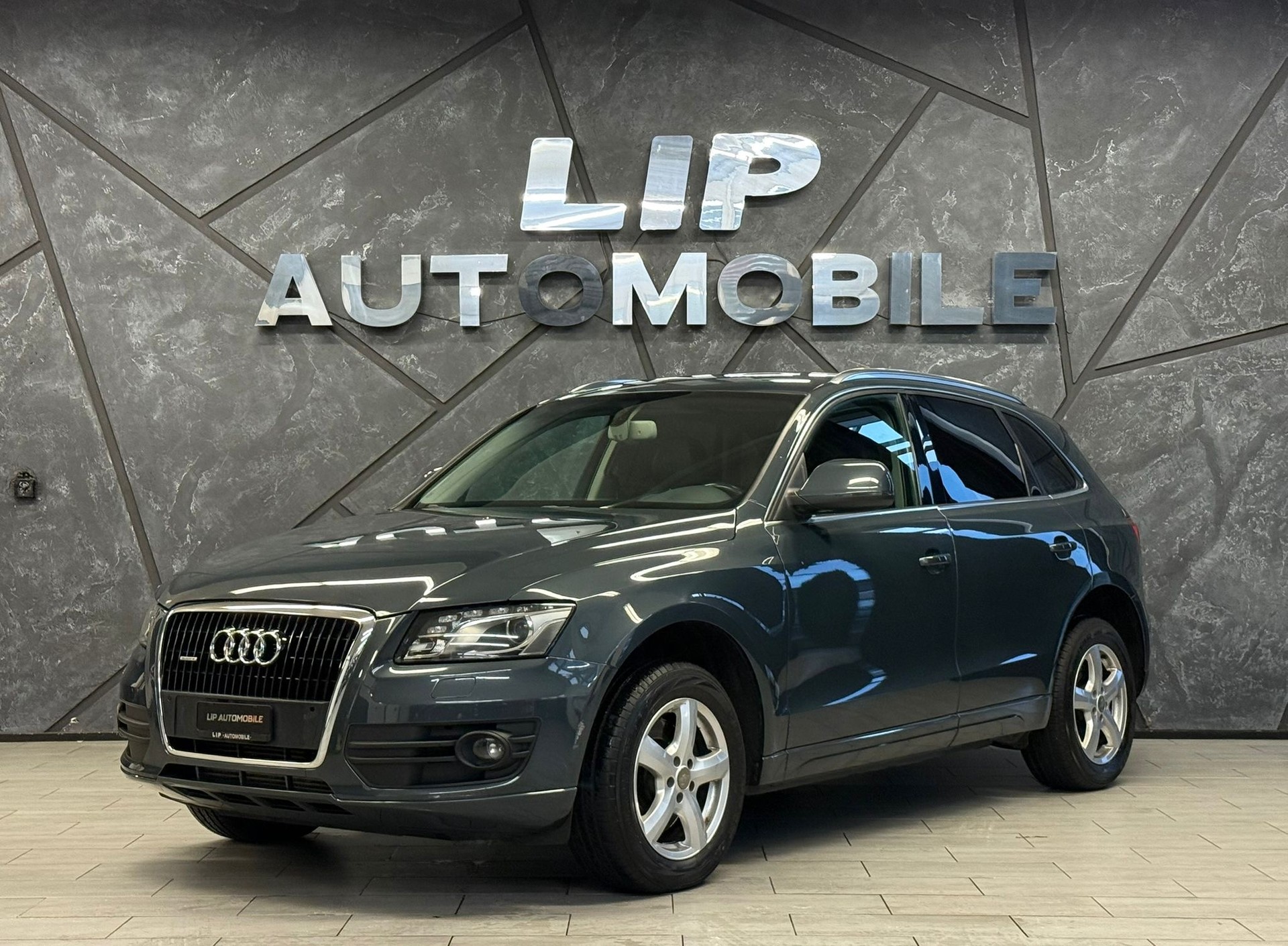 AUDI Q5 3.0 TDI quattro S-tronic-image-0