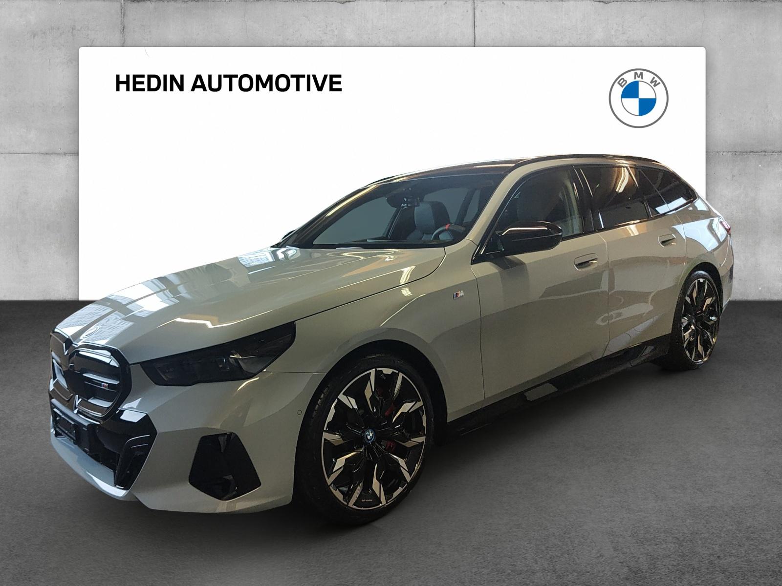 BMW i5 M60 xDrive Touring-image-0