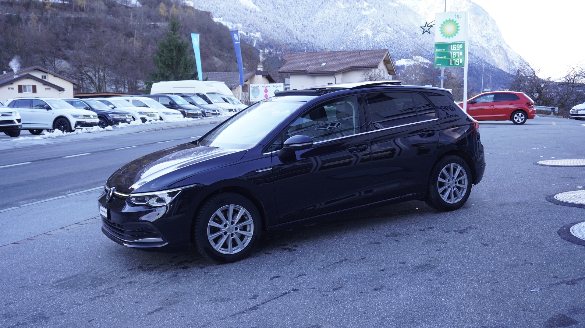 VW Golf 2.0 TSI Style DSG 4 Motion mit AHK-image-13