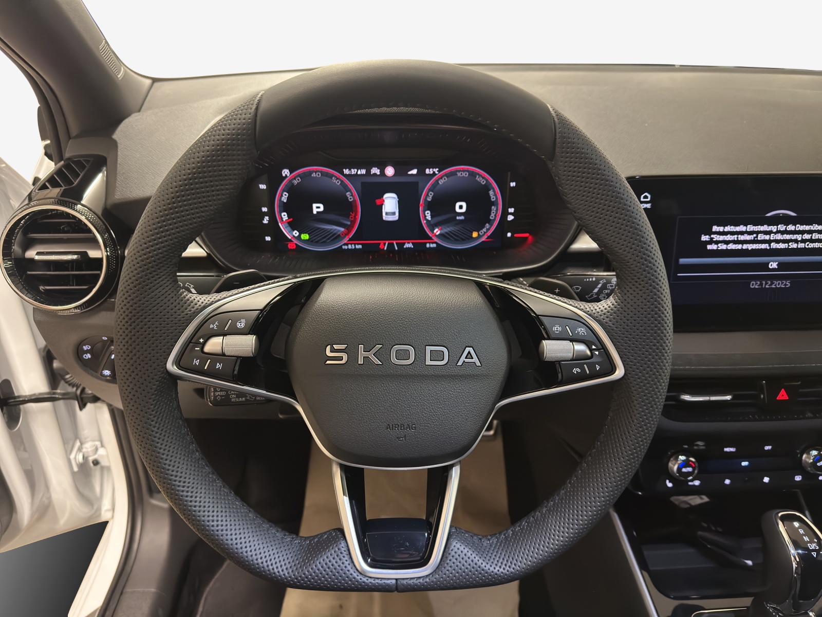 SKODA Fabia 1.5 TSI Monte Carlo DSG-image-9