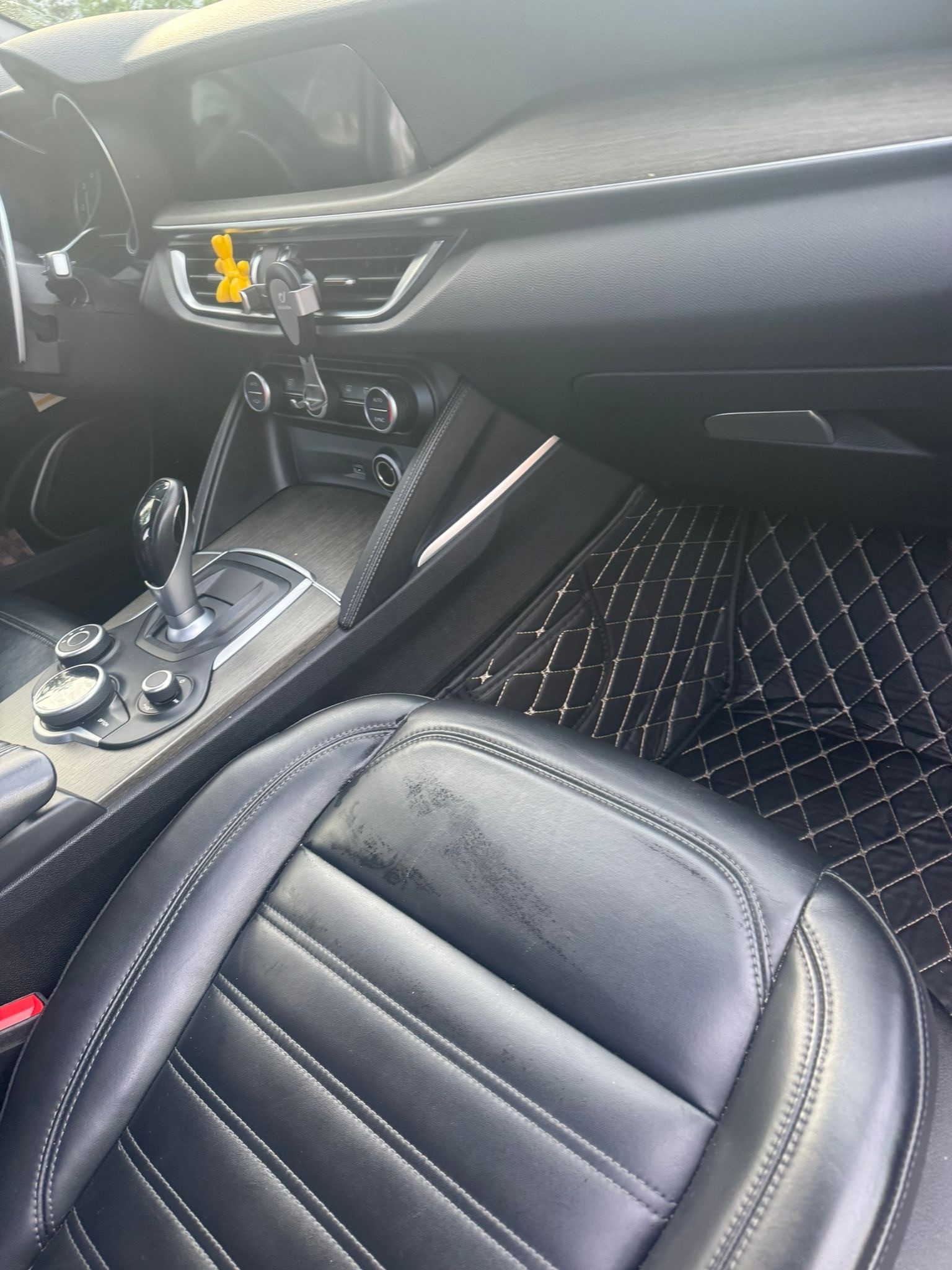 ALFA ROMEO Stelvio 2.2 JTDM Executive Q4 Automatic-image-3